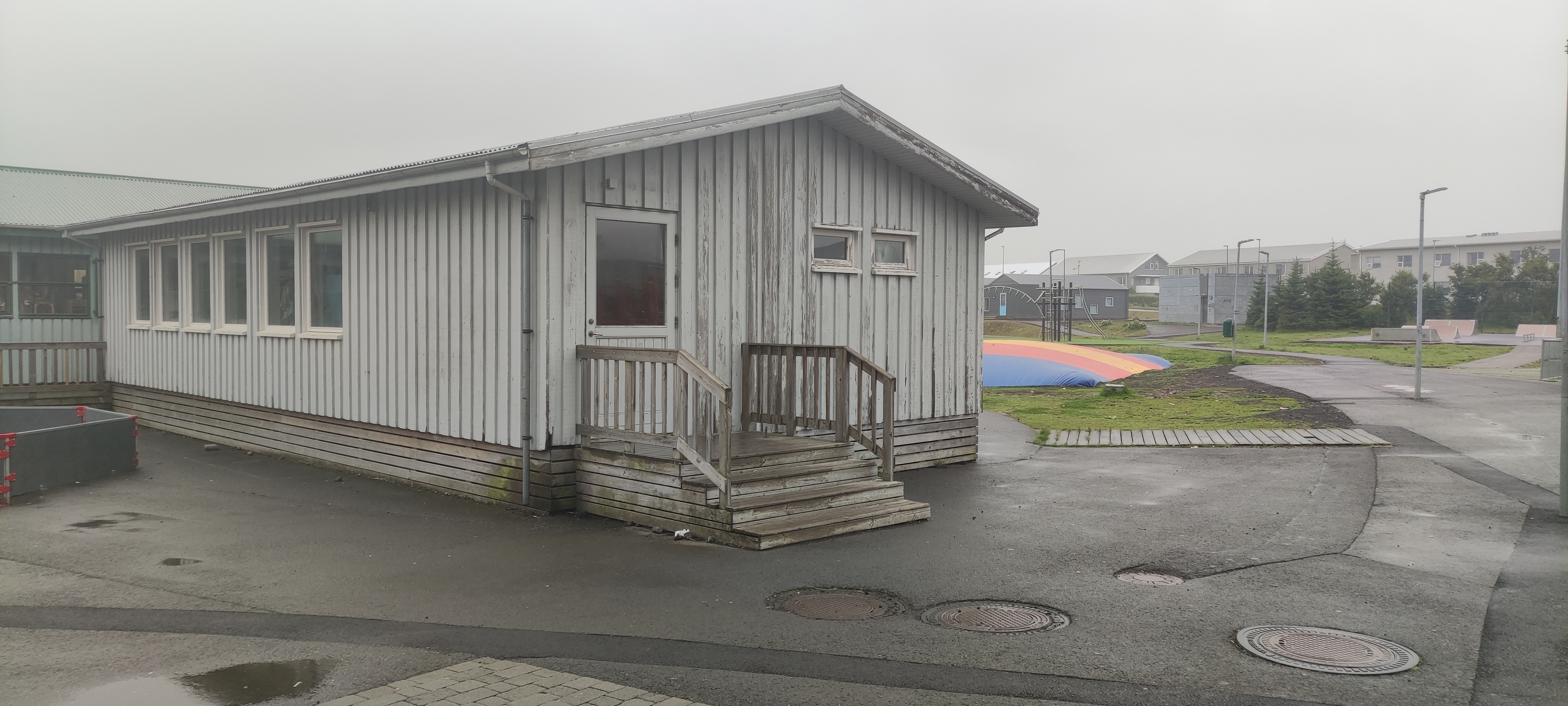 Sumarhús - golfskáli - einingarhús - timburhús - skrifstofur - um 85 fm. 3