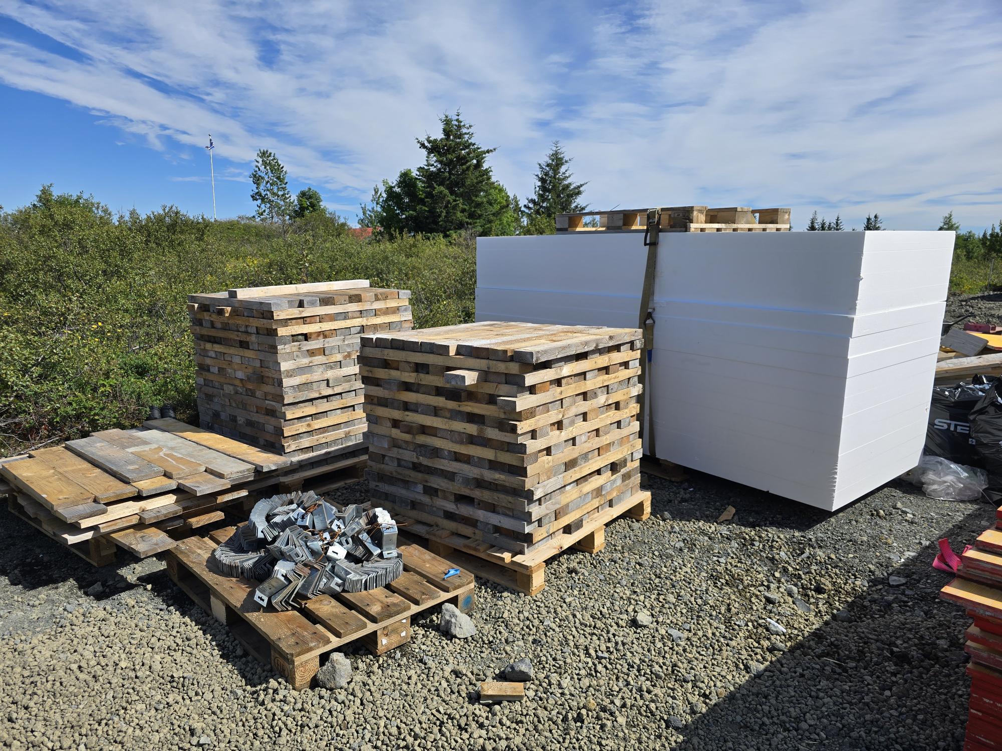 Efniviður fyrir sökkulsmíði 4