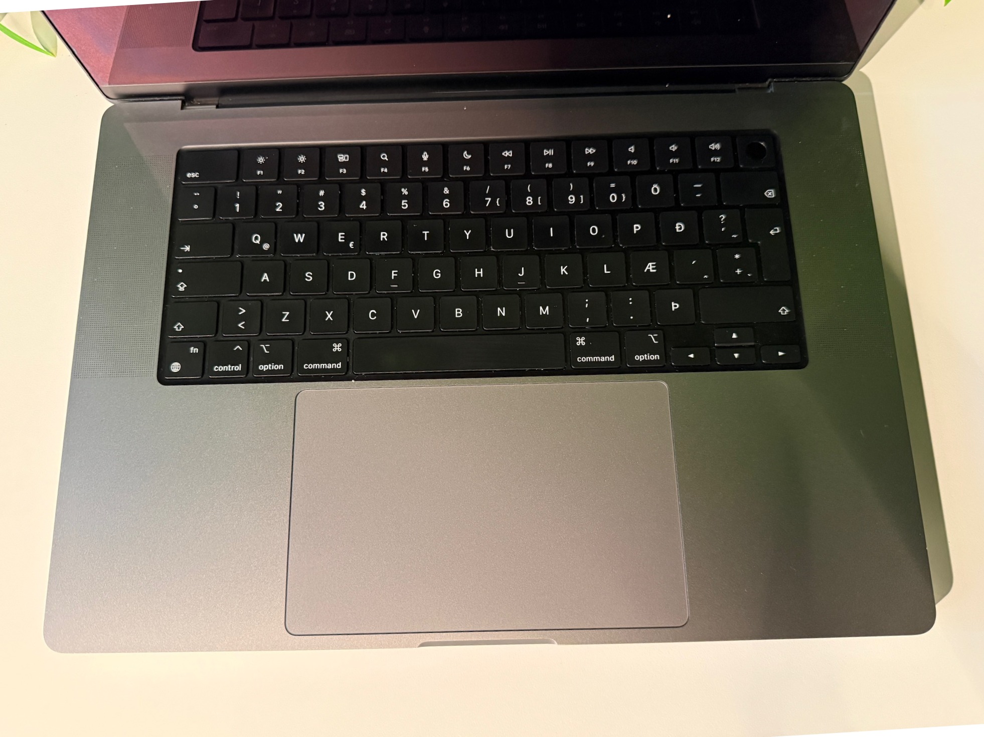 Apple MacBook Pro fartölva 3
