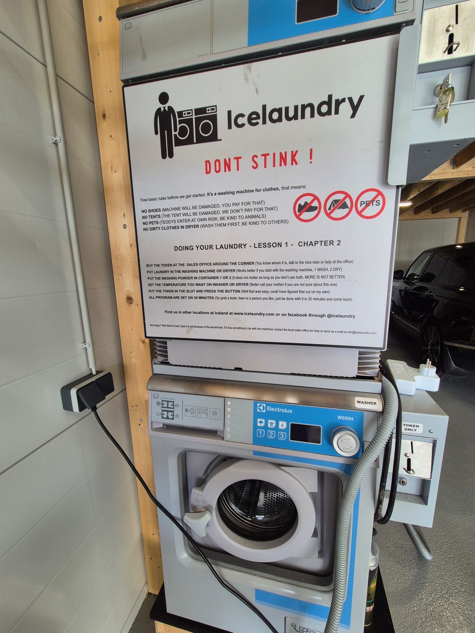 Electrolux þvottavél og þurrkari með token greiðslur