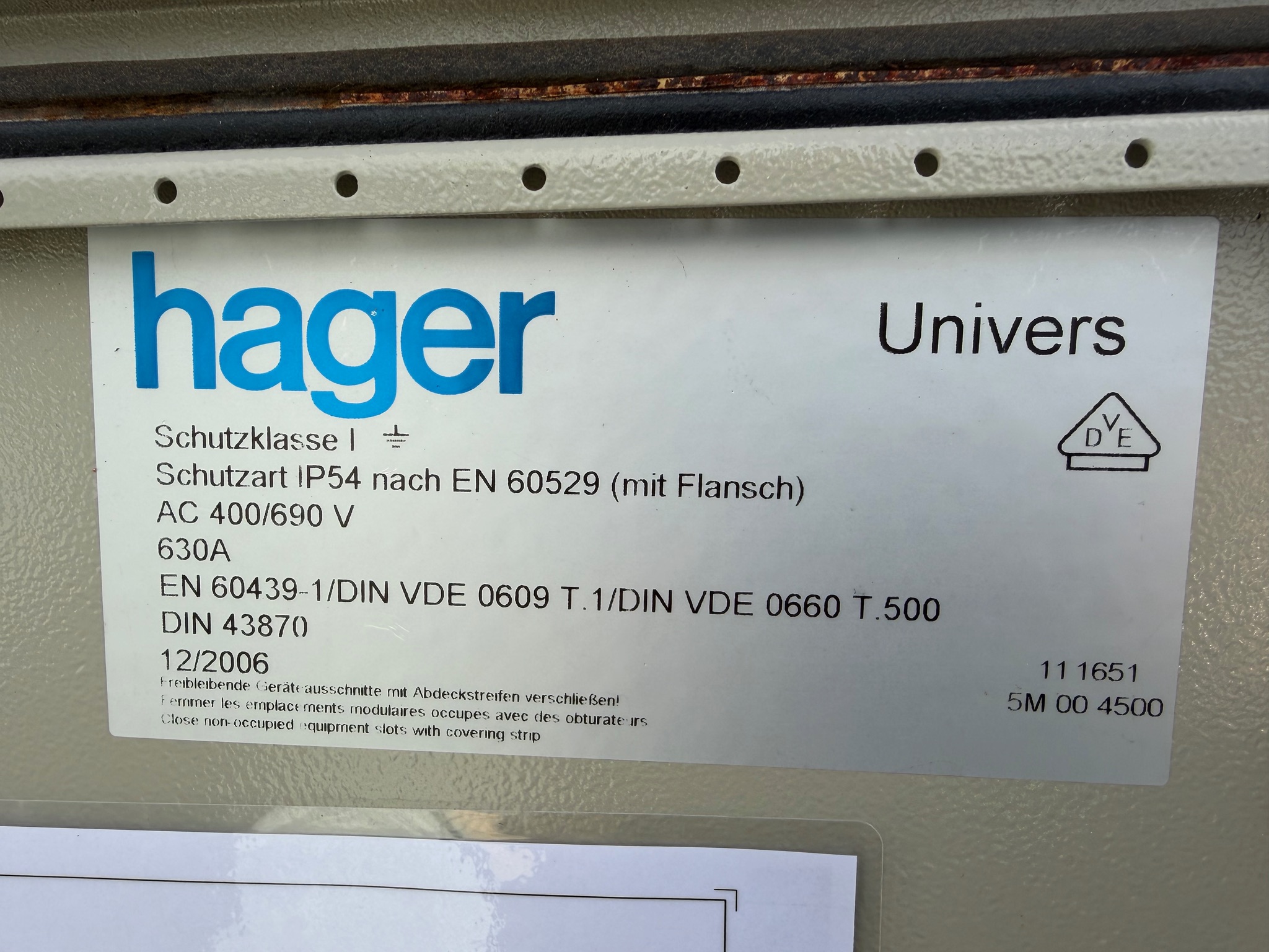 Rafmagnsdreifiskápur me/Hager Univers búnaði 6