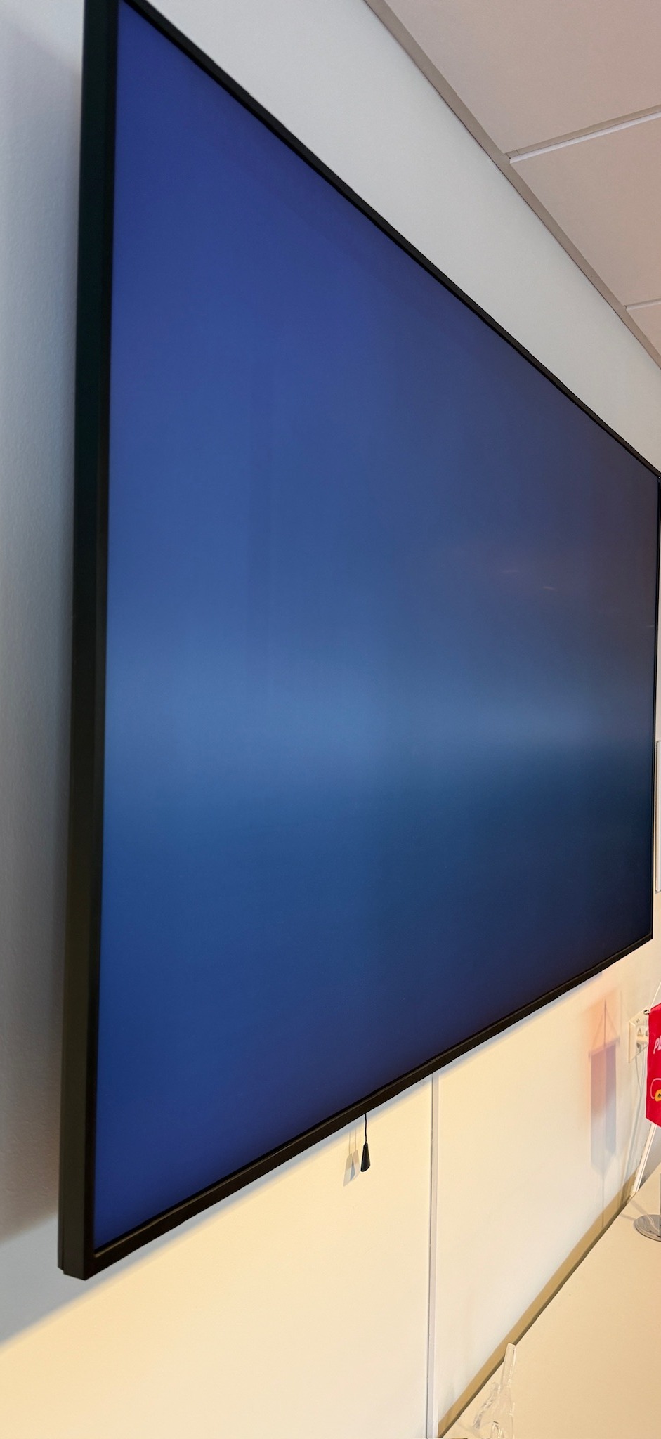 Samsung upplýsingaskjár m/veggfestingu 2