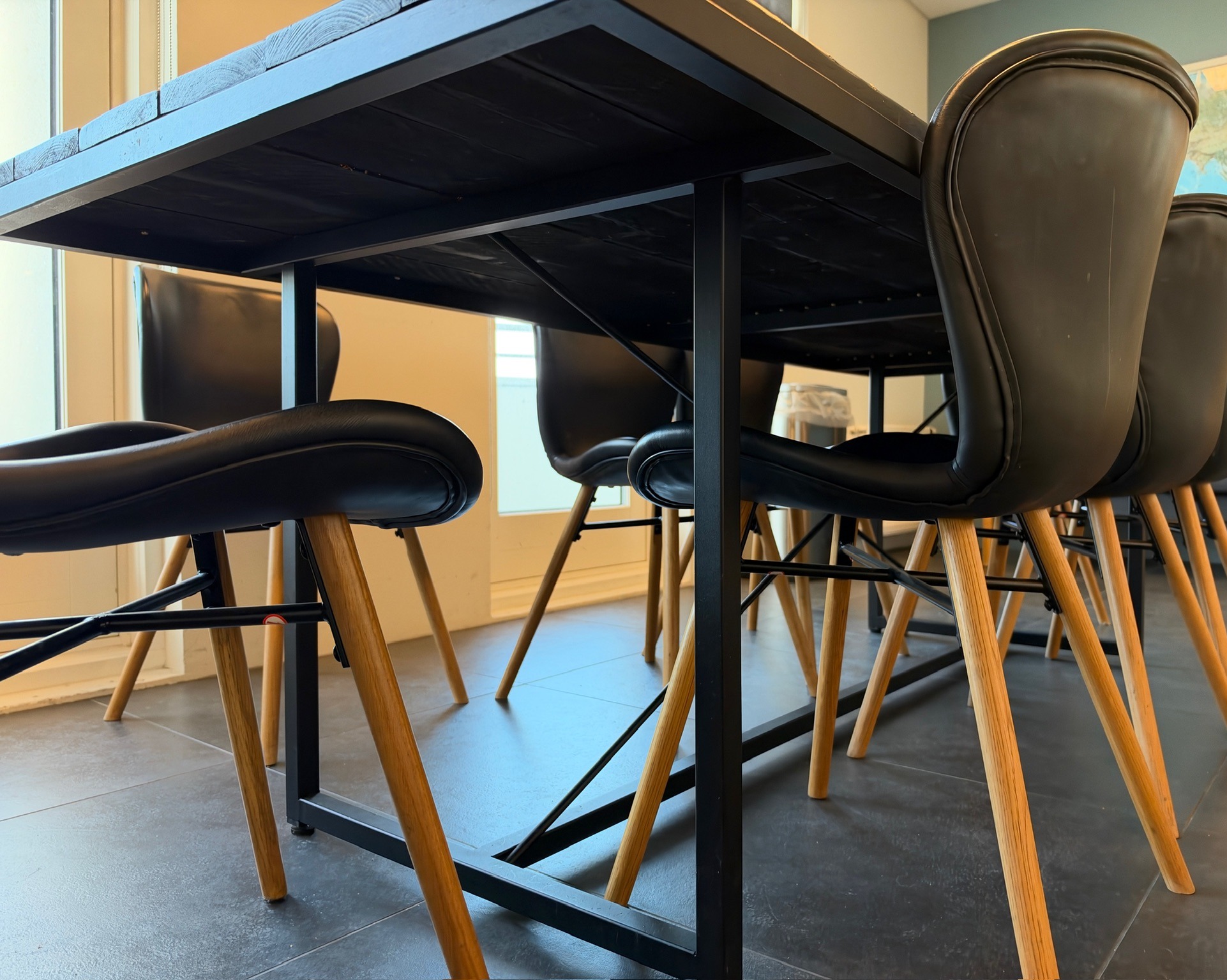 Happie Furniture borðstofuborð 6