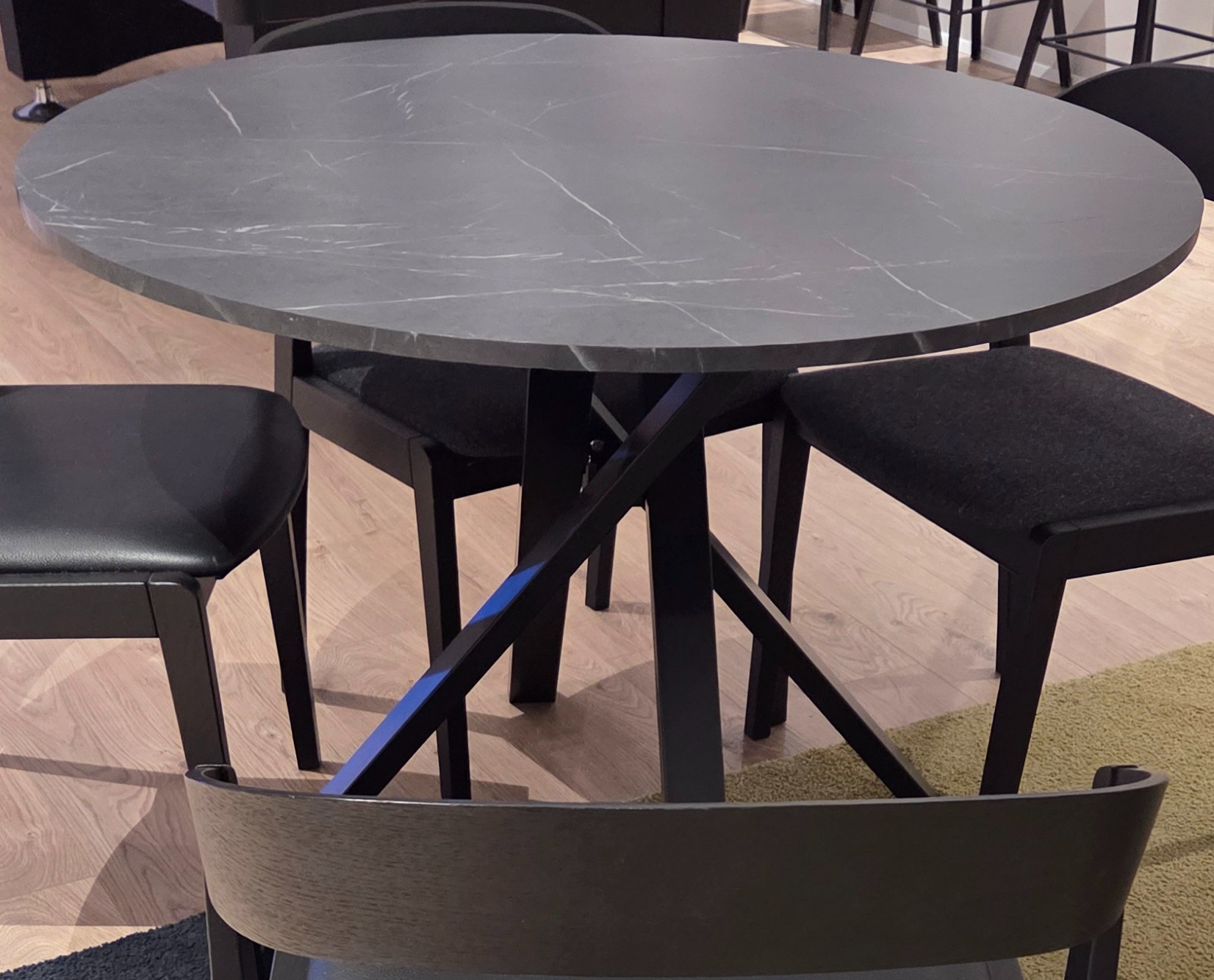 IKEA hringborð 2