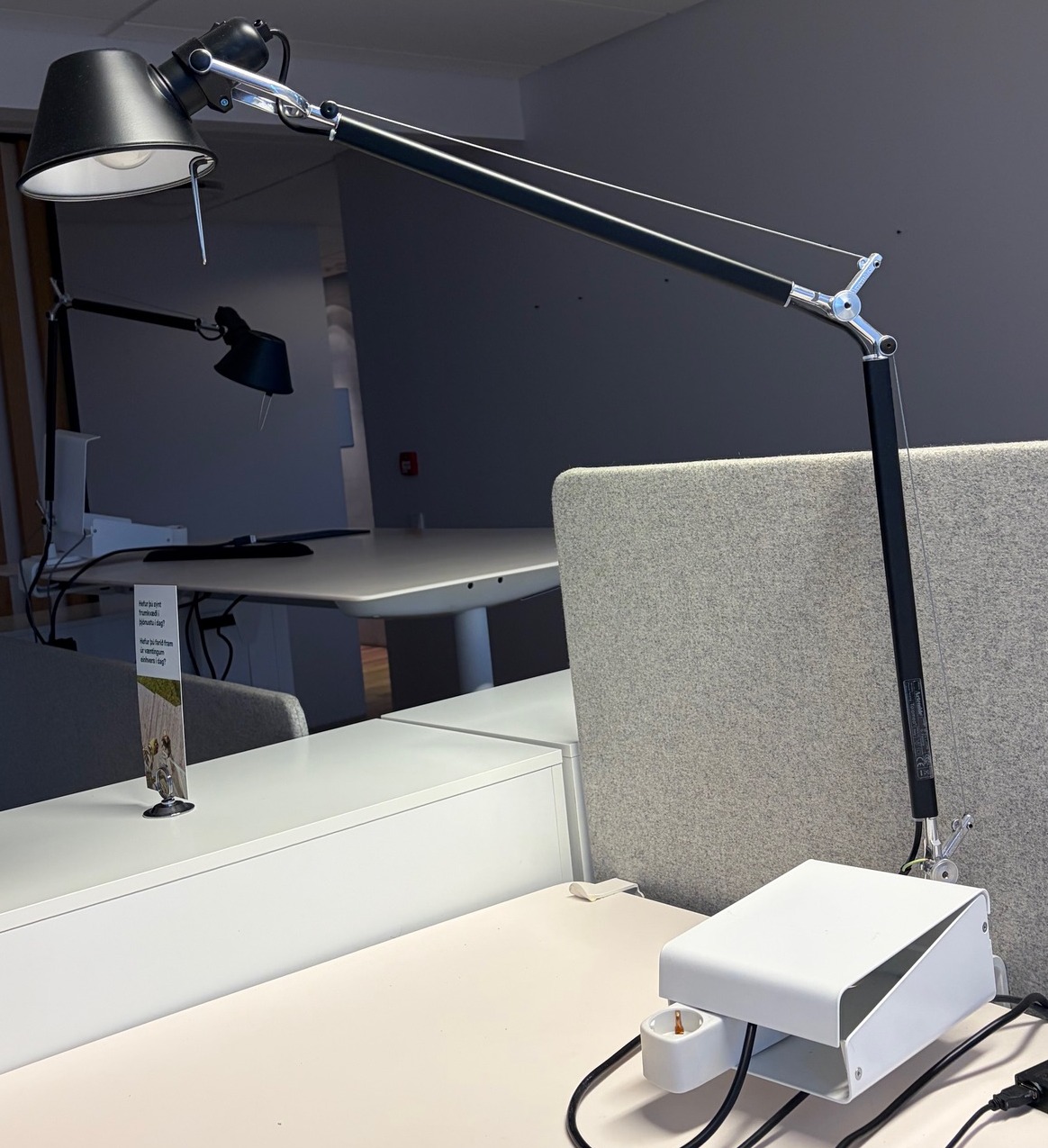 Artemide borðlampi 2