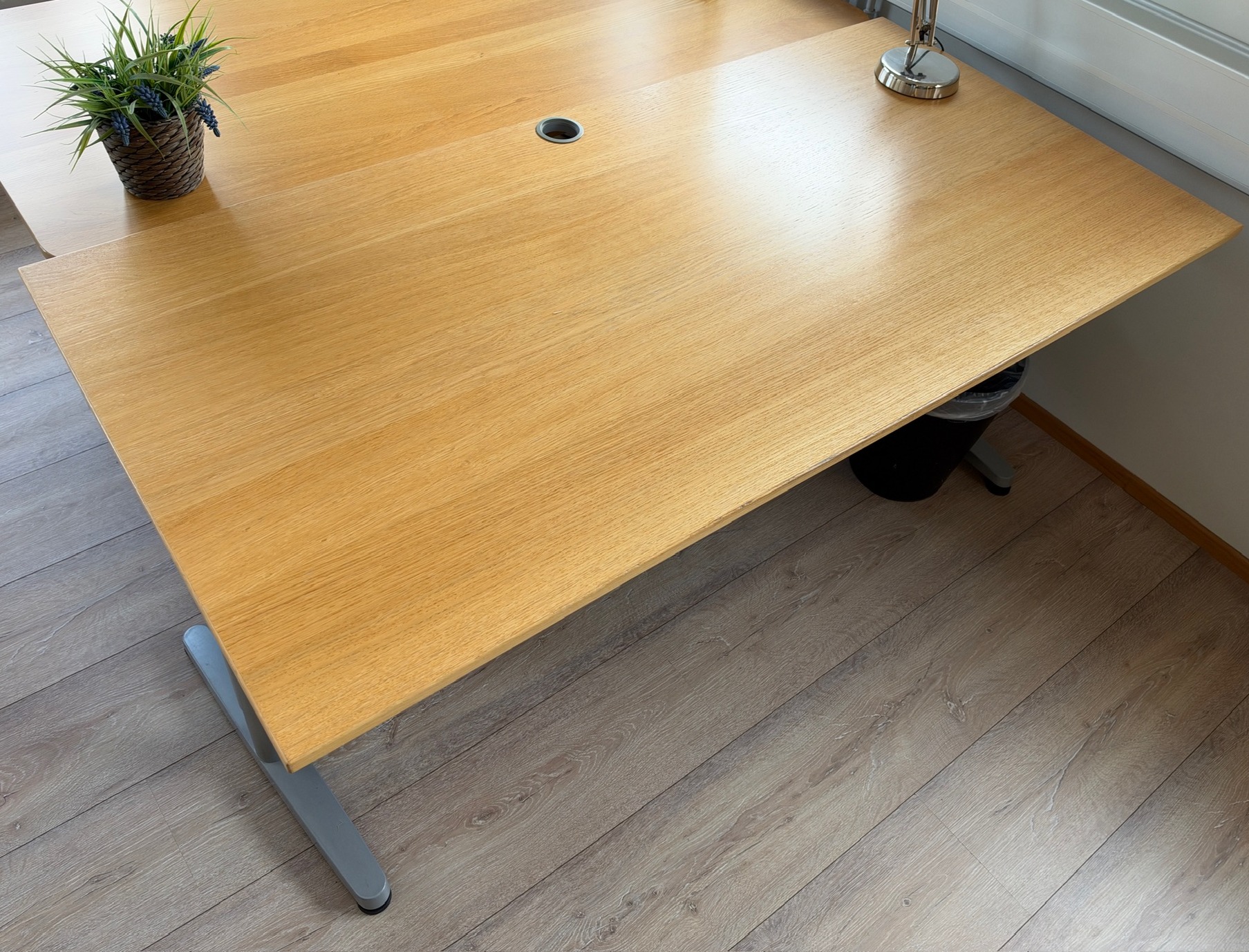 IKEA skrifborð 2