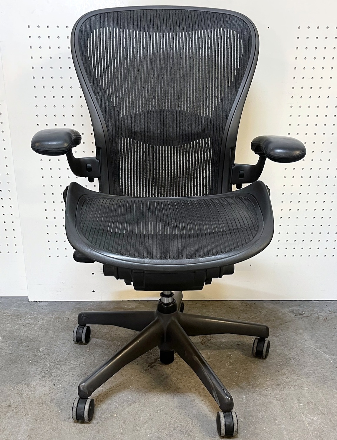 Herman Miller Aeron Classic