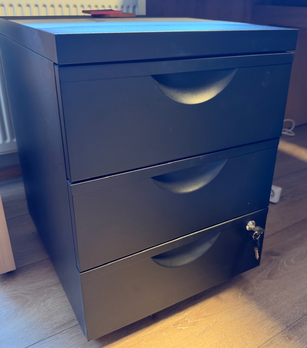 IKEA skúffuskápur