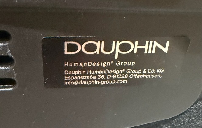 Dauphin hár vinnustóll m/fóthring 6