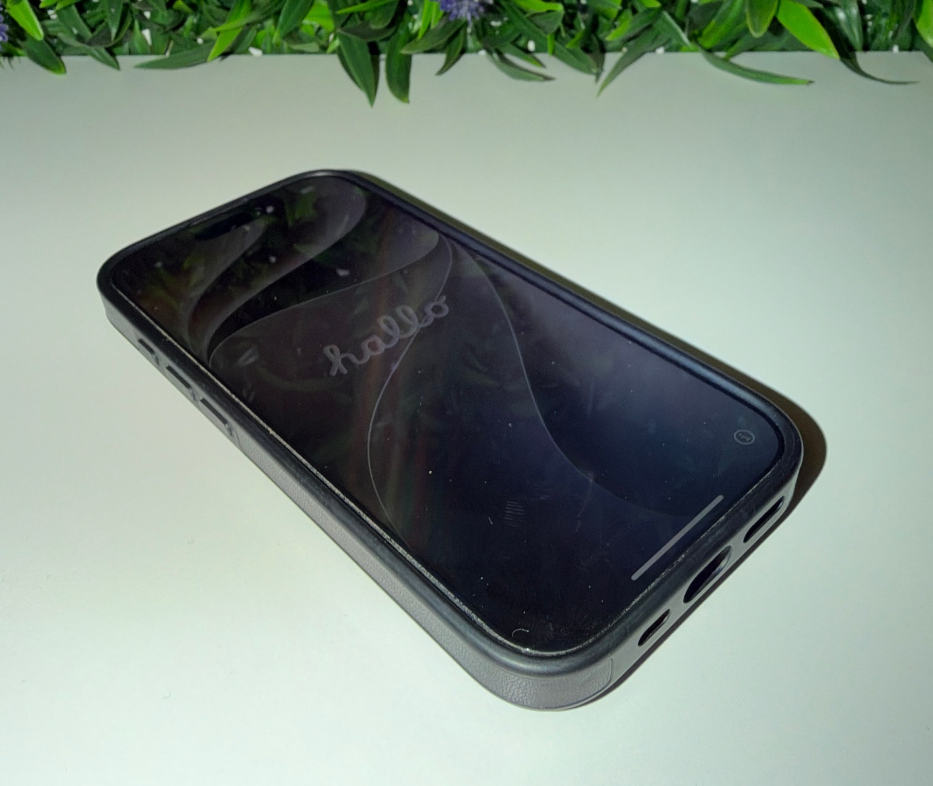 Apple snjallsími í leðurhulstri m/skjávörn 3