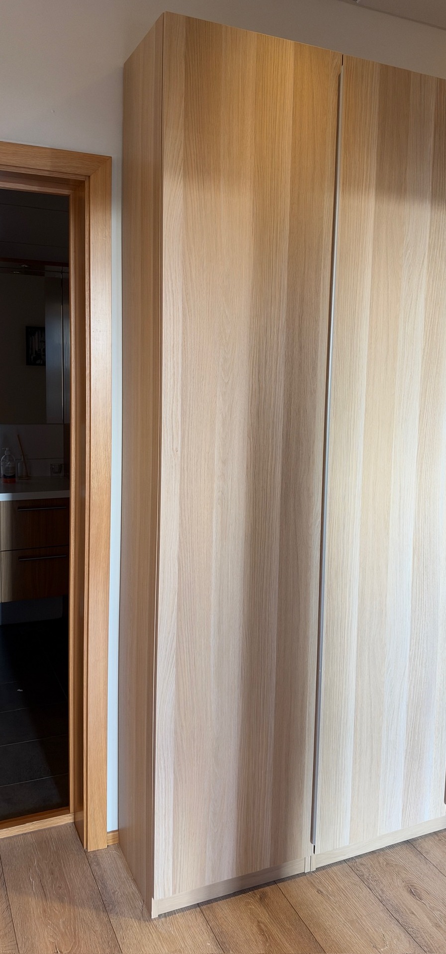IKEA skápur