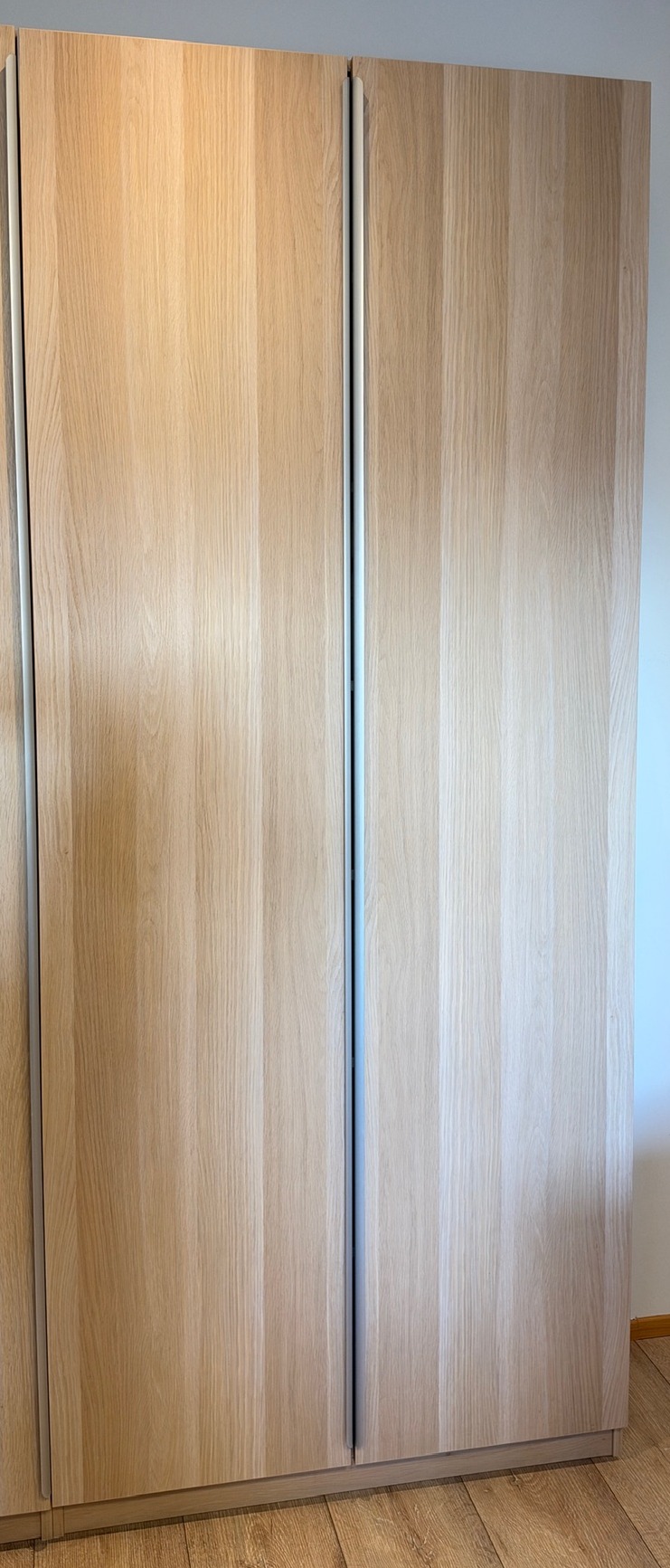 IKEA skápur 2