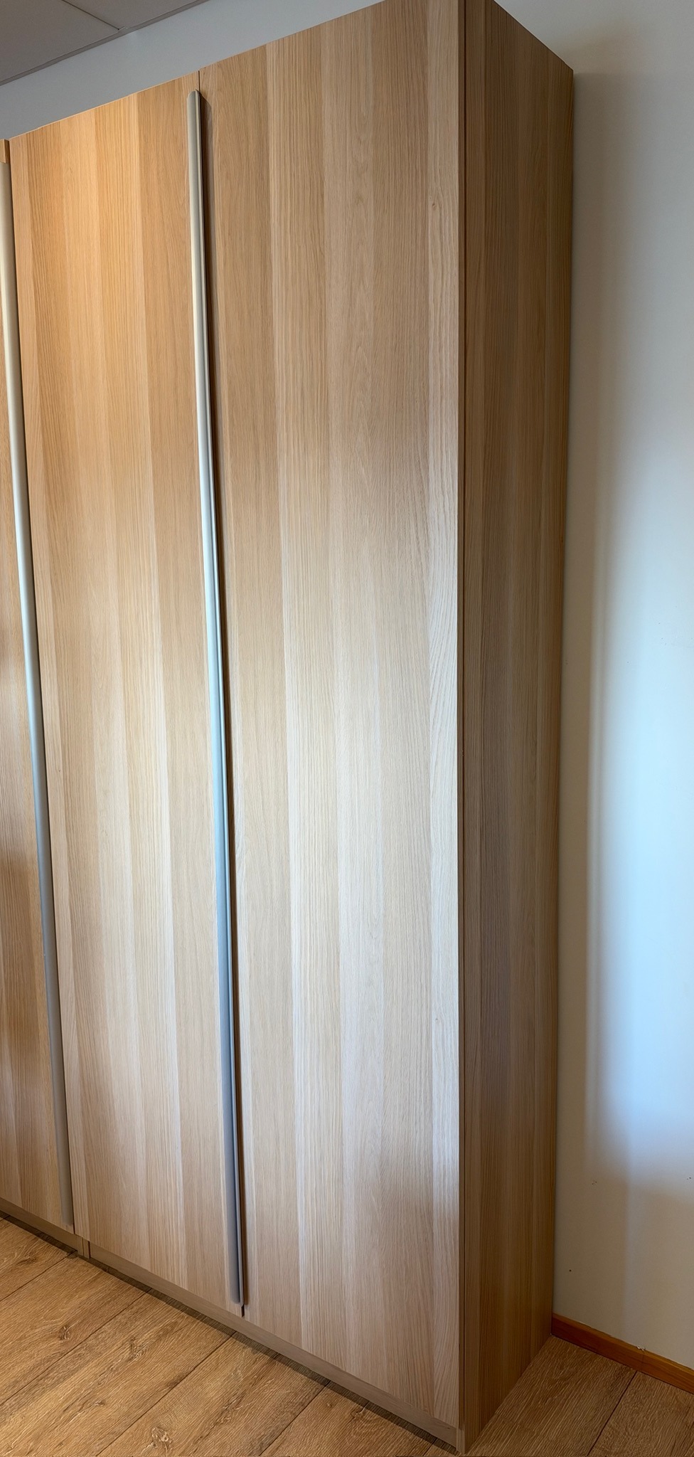 IKEA skápur