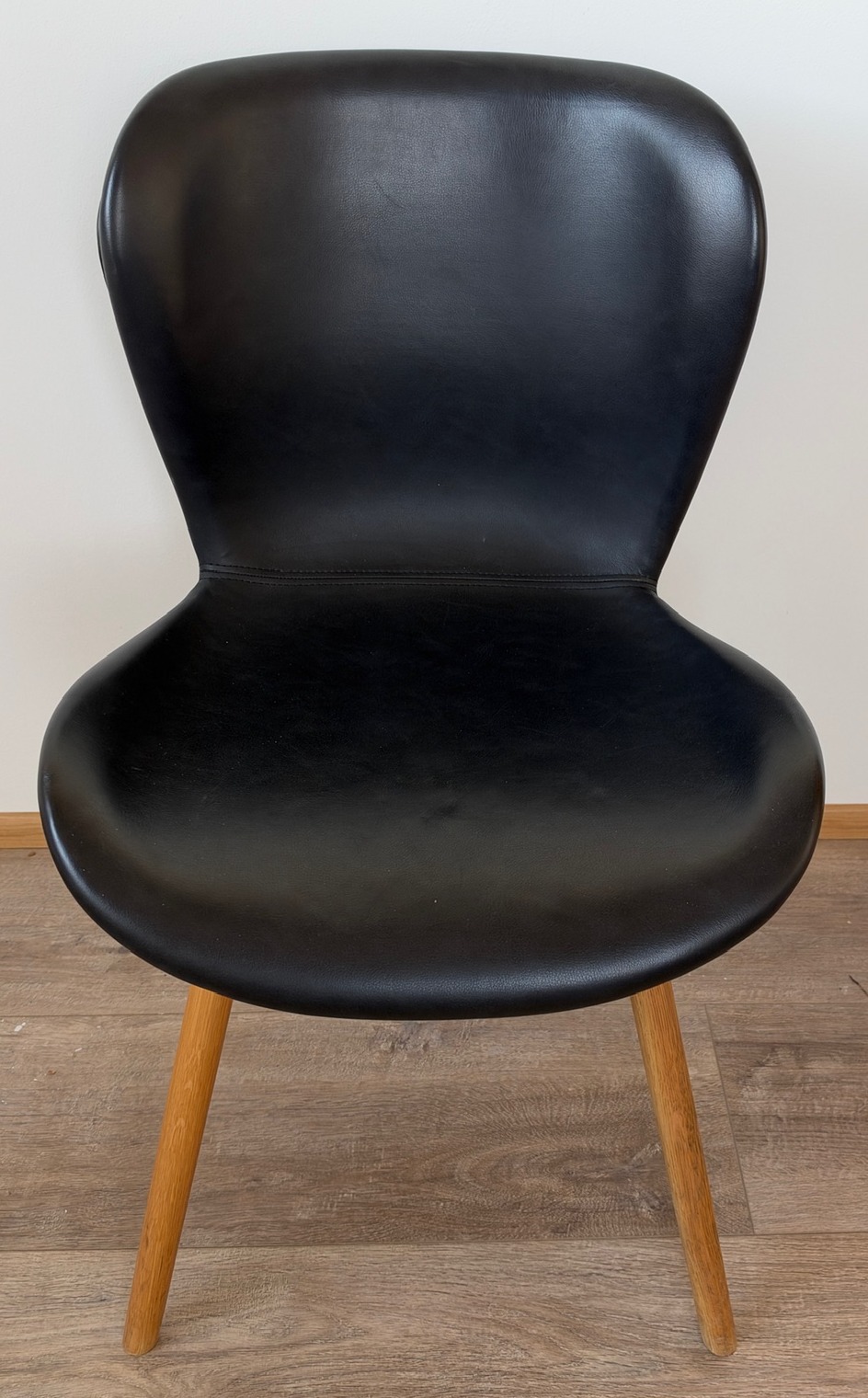 Actona Group borðstofustóll 3