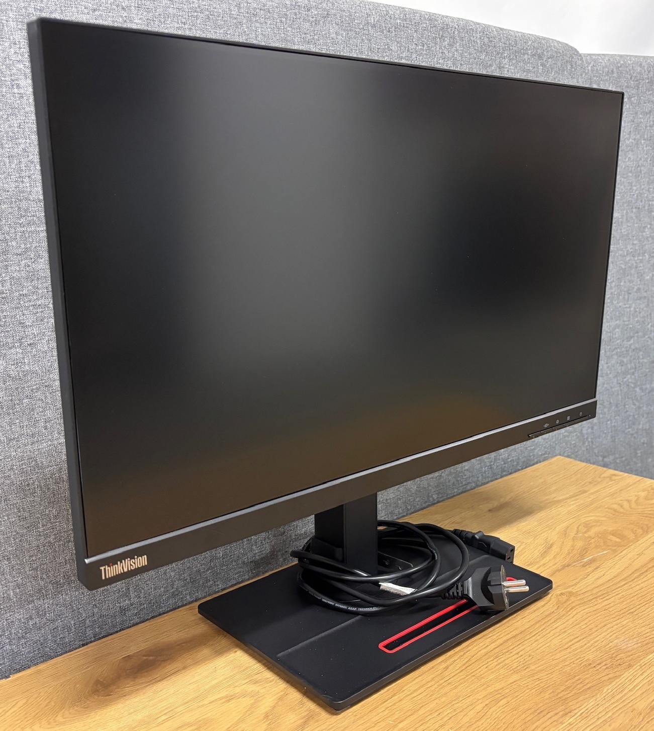 Lenovo ThinkVision tölvuskjár