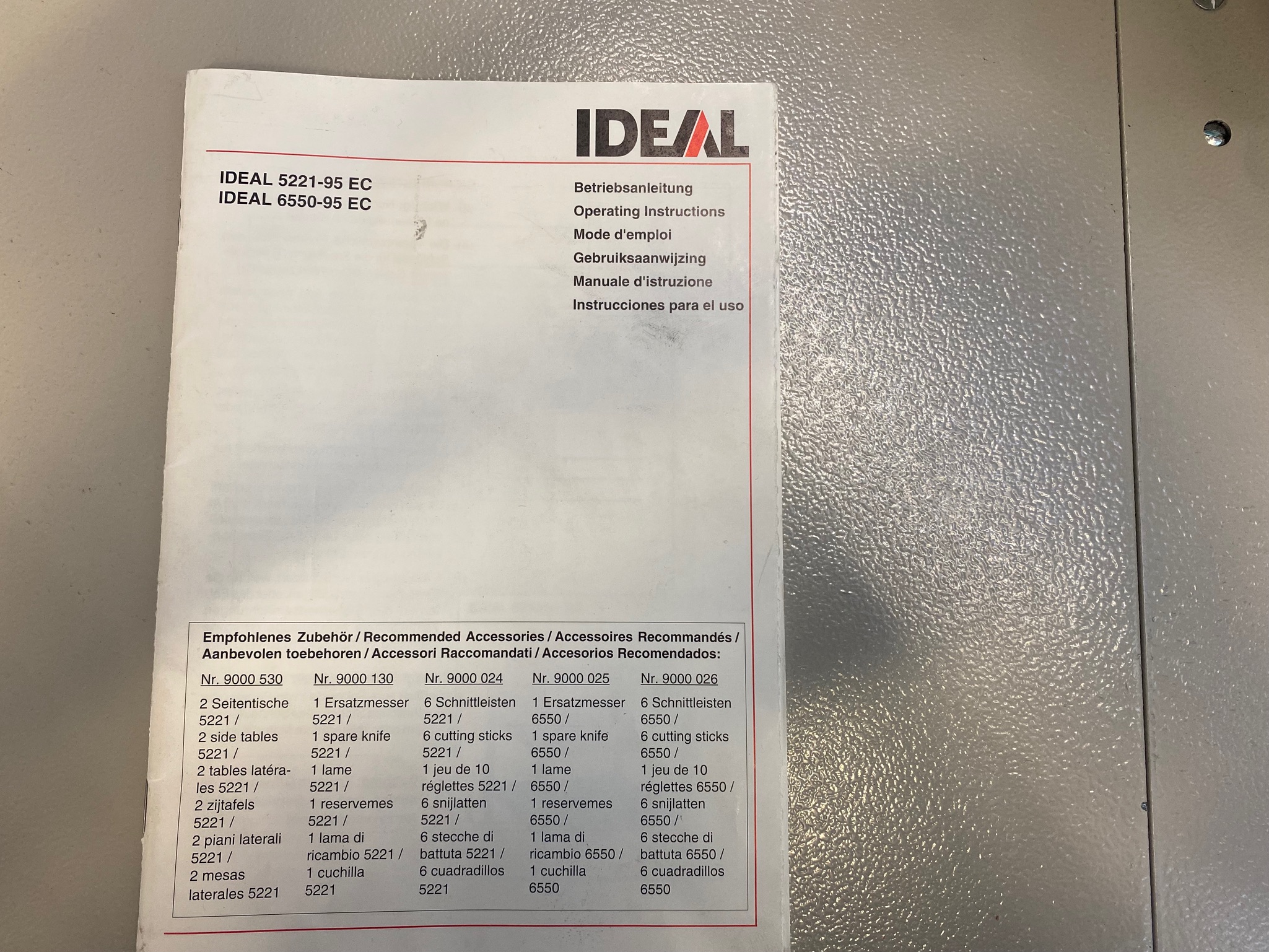 SELT - Pappírsskurðarvél frá IDEAL 5221-95 EC 11