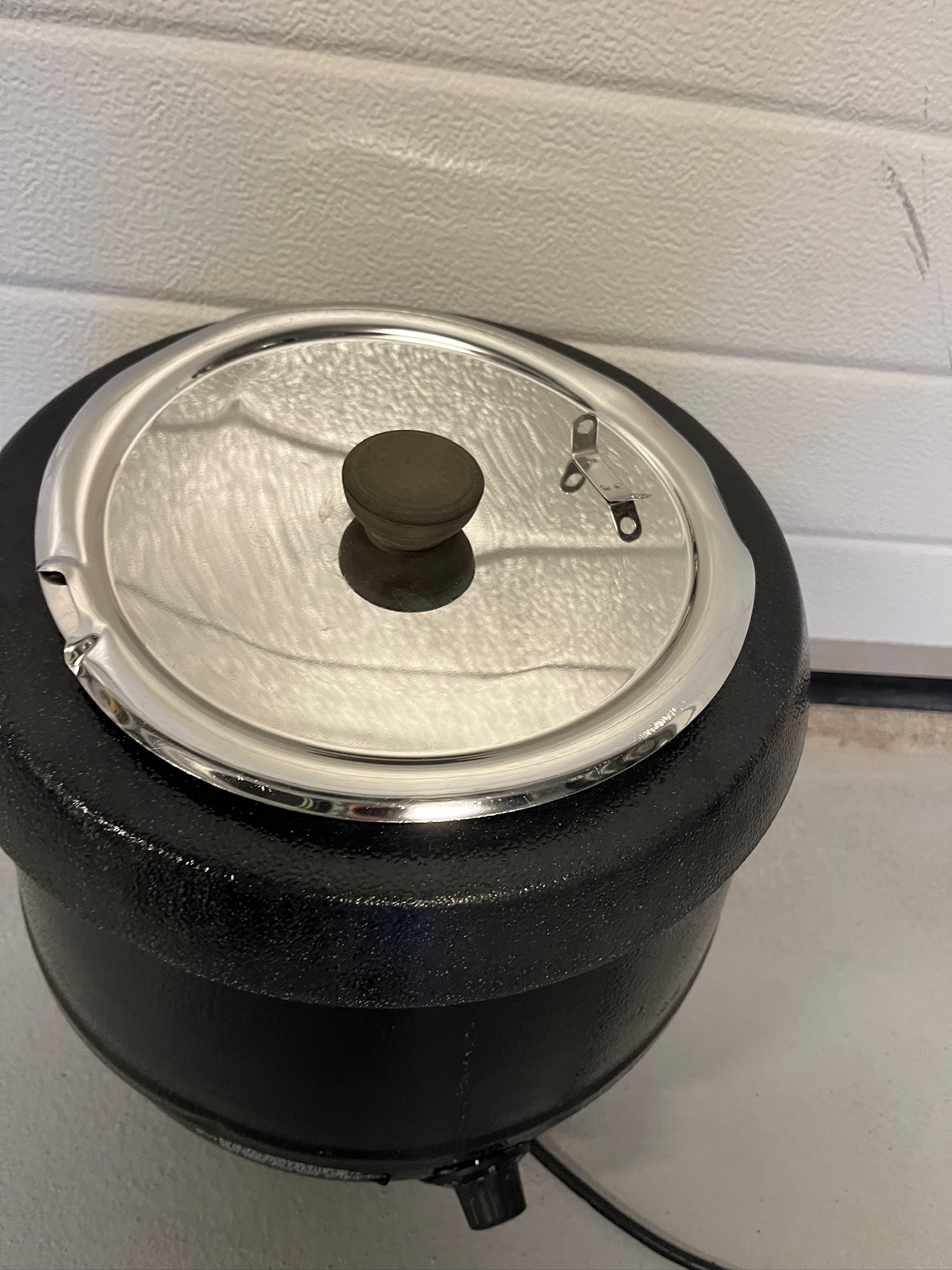 SELT / SOLD Súpupottur, 10 lítra 3