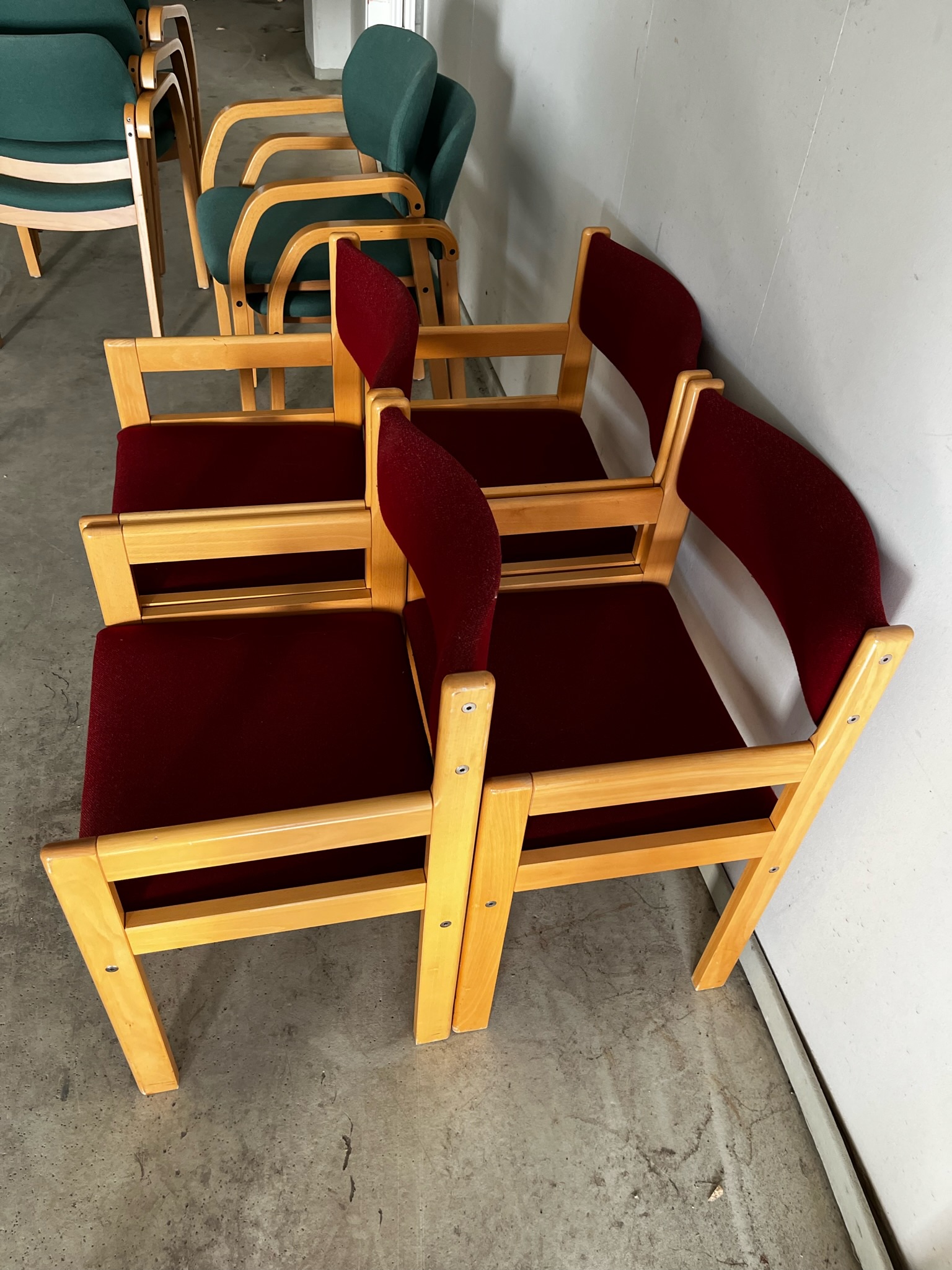SELT / SOLD Fundarstólar frá Kristján Siggersson (4 stk.) 4