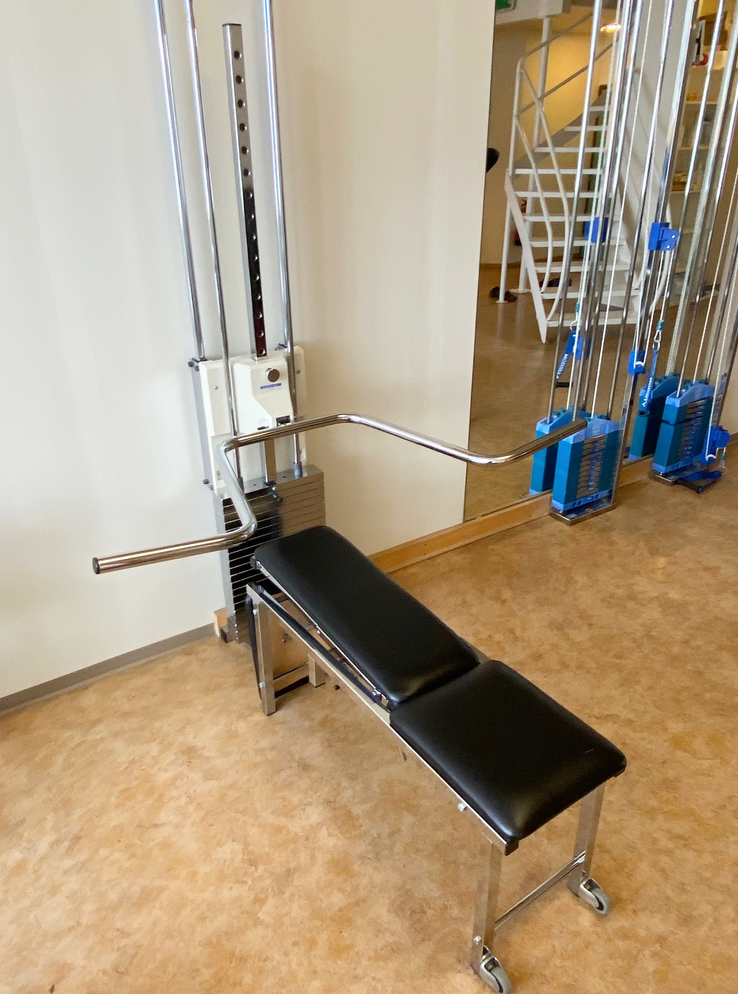 SELT / SOLD Pressutæki / Chest-Shoulder press 4