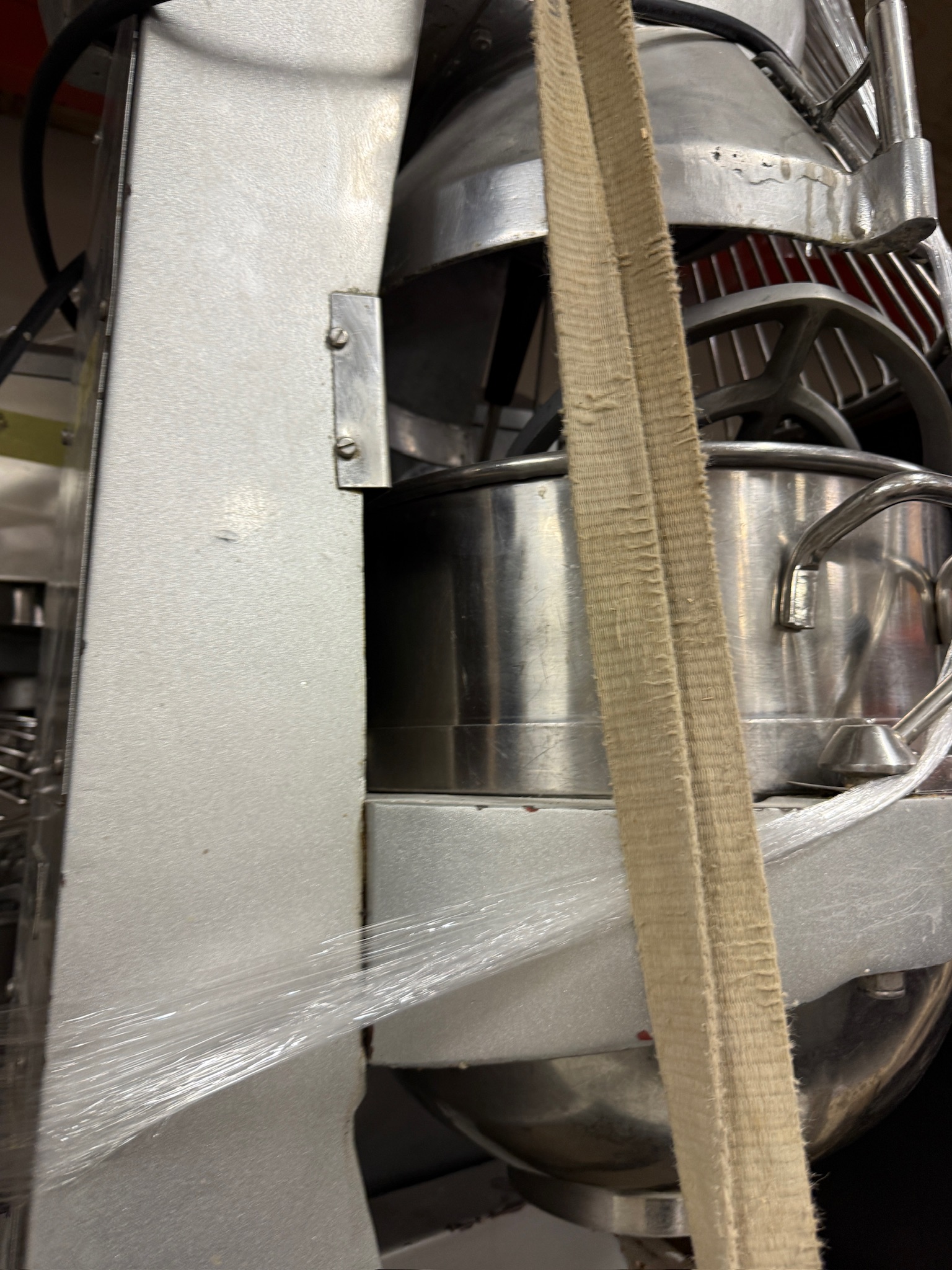 SELT / SOLD Iðnaðarhrærivél / Planetary Mixer, 30ltr. 4