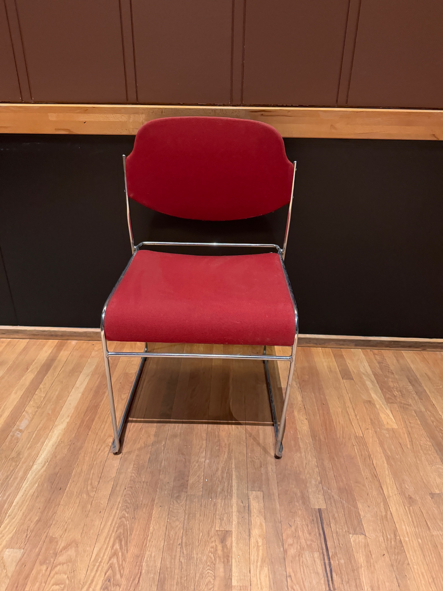 SELT / SOLD Veislustólar, staflanlegir - Íslensk framleiðsla 4