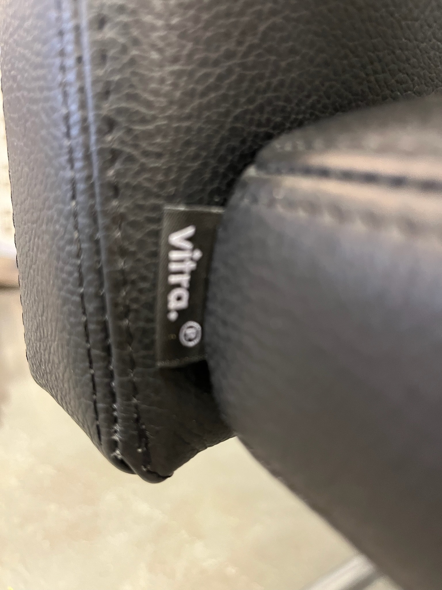 SELT / SOLD Vitra fundarstólarstólar 4