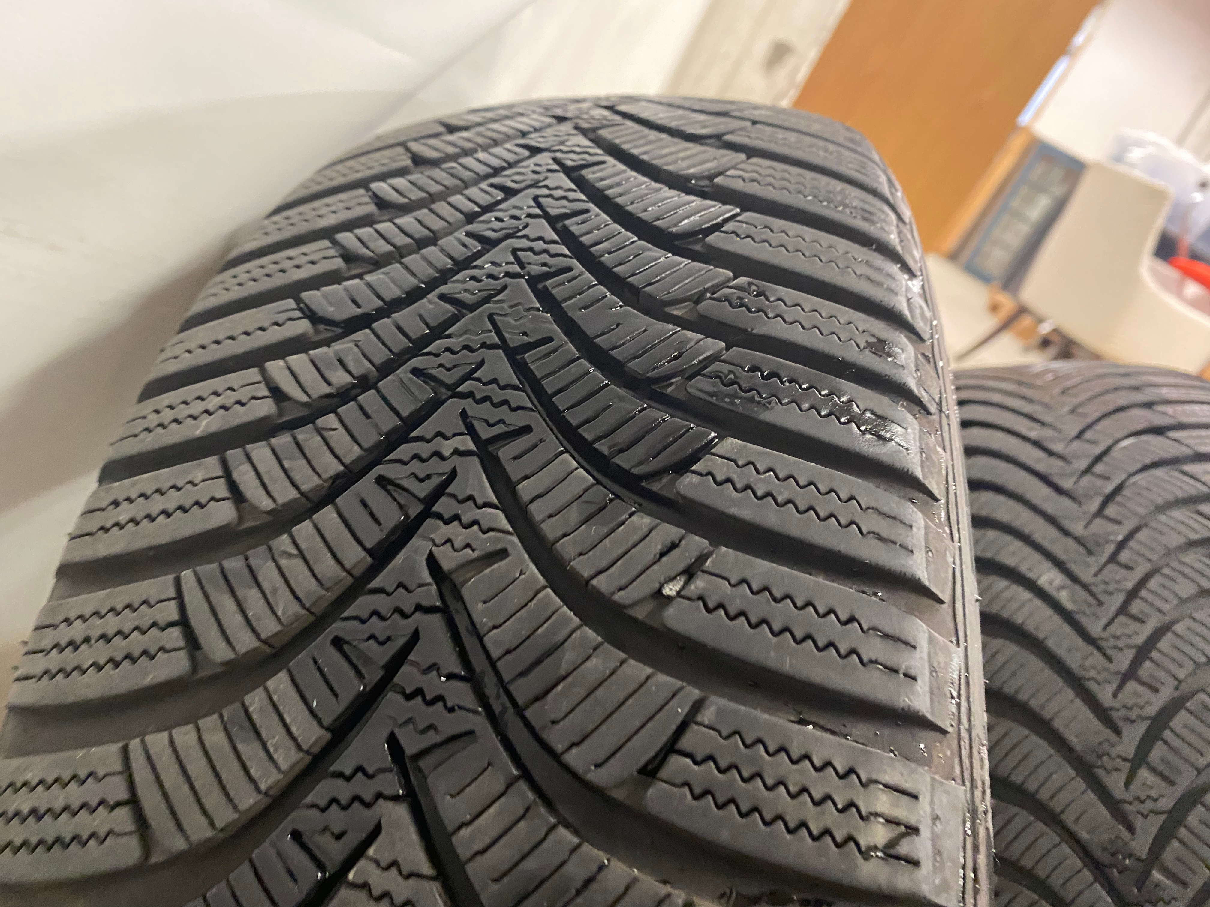 SELT / SOLD Hankook Winter icept RS2 heilsársdekk á álfelgum - 205/55 R16 91T 12