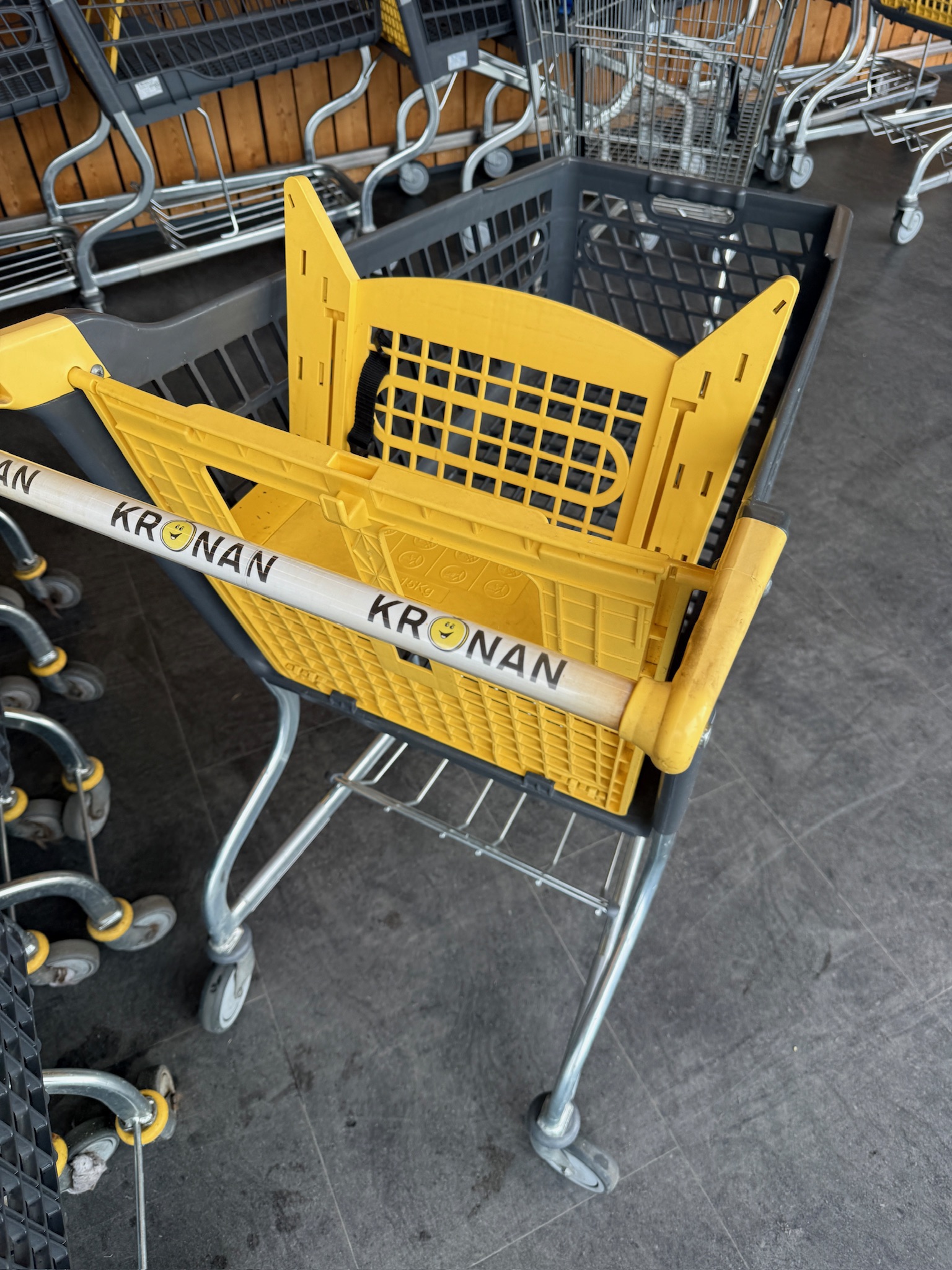 SELT / SOLD Verslunarkerrur frá Marsanz - margar gerðir 14