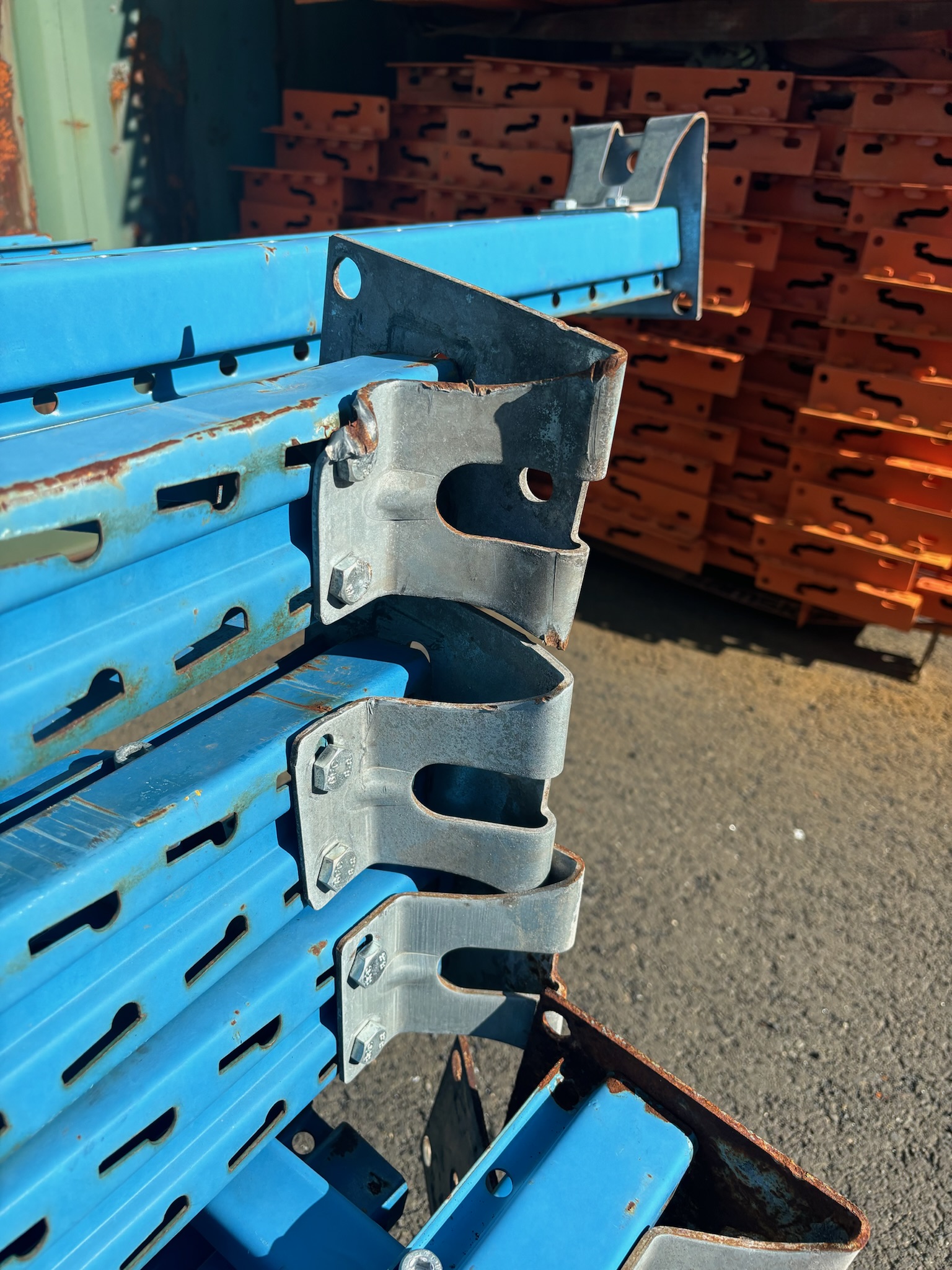 SELT / SOLD - Brettarekkar, H600 x B250 x D110 sm. - mikið magn 14