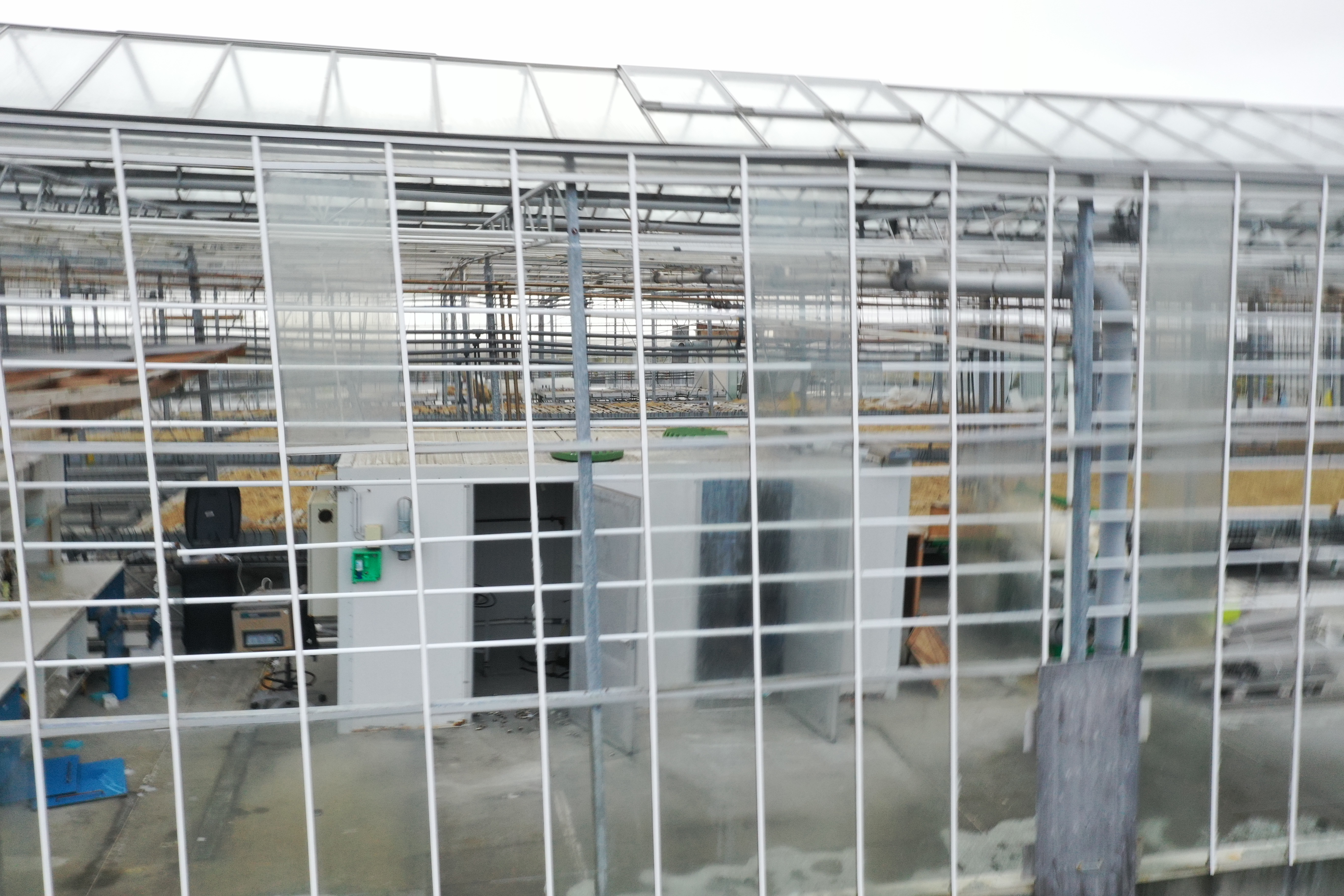 SELT / SOLD - Gróðurhús - gler - plexigler - pípur og grindur - Grindaví 3