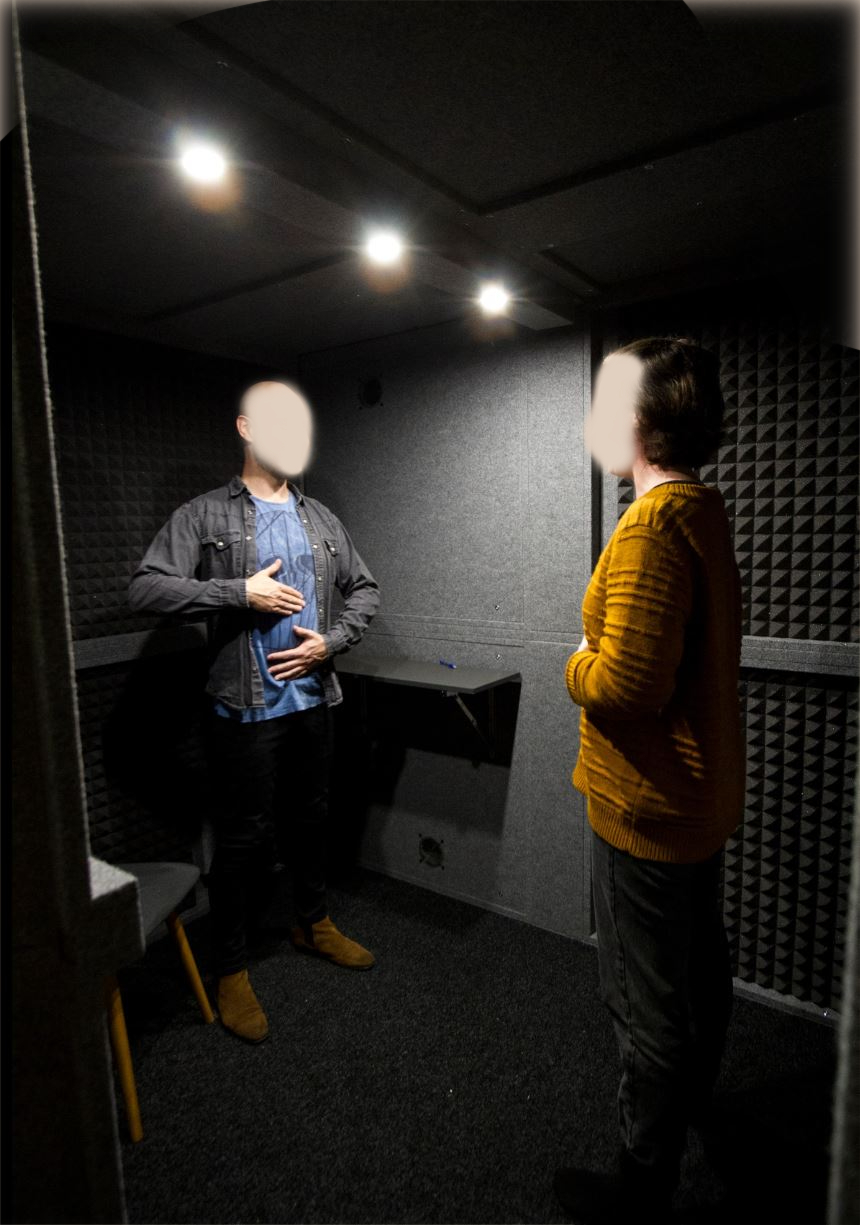 SELT / SOLD Demvox - næðisklefi - upptökuklefi - podkastklefi - vönduð 3
