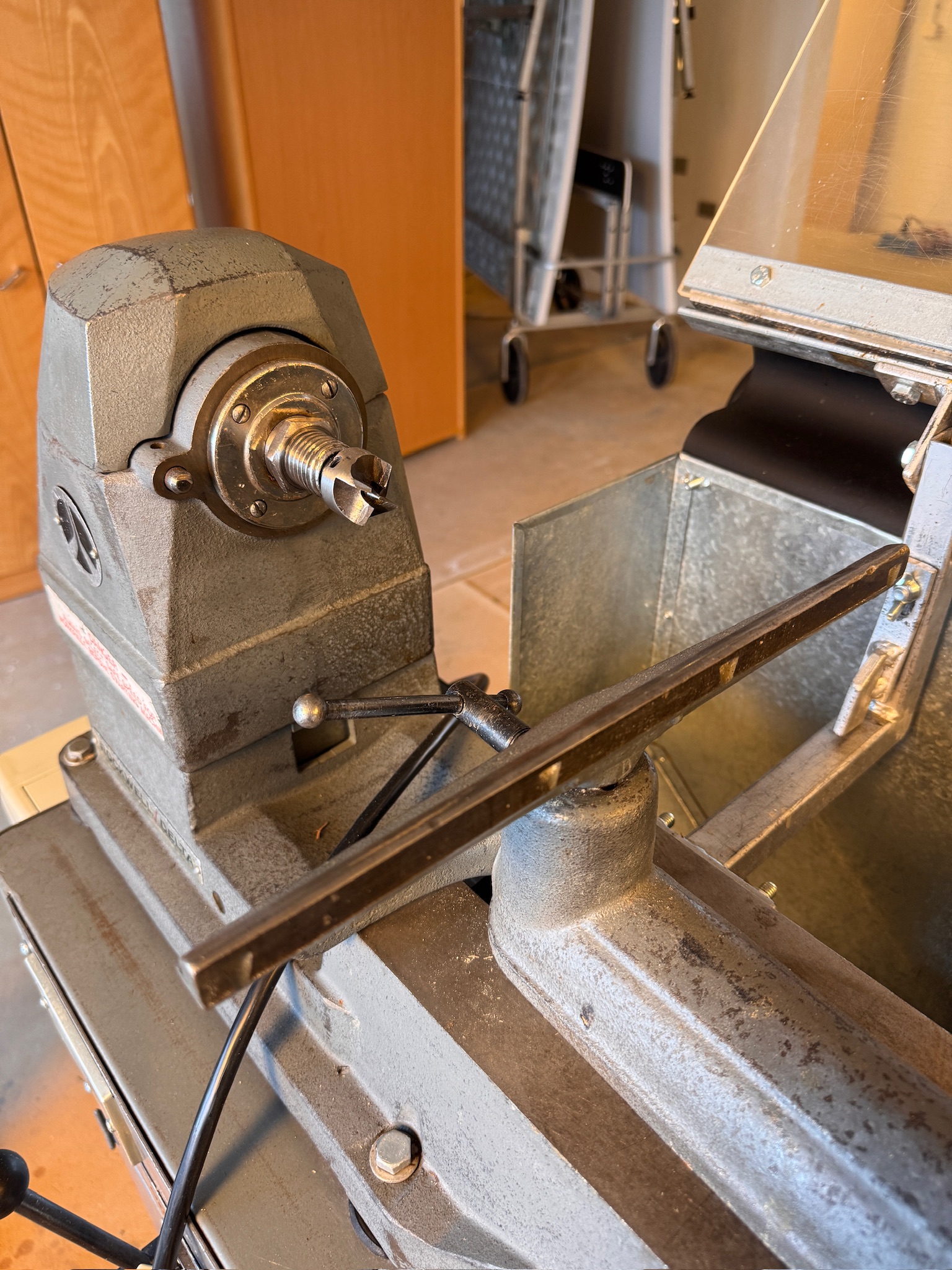 SELT / SOLD Rockwell rennibekkur 4
