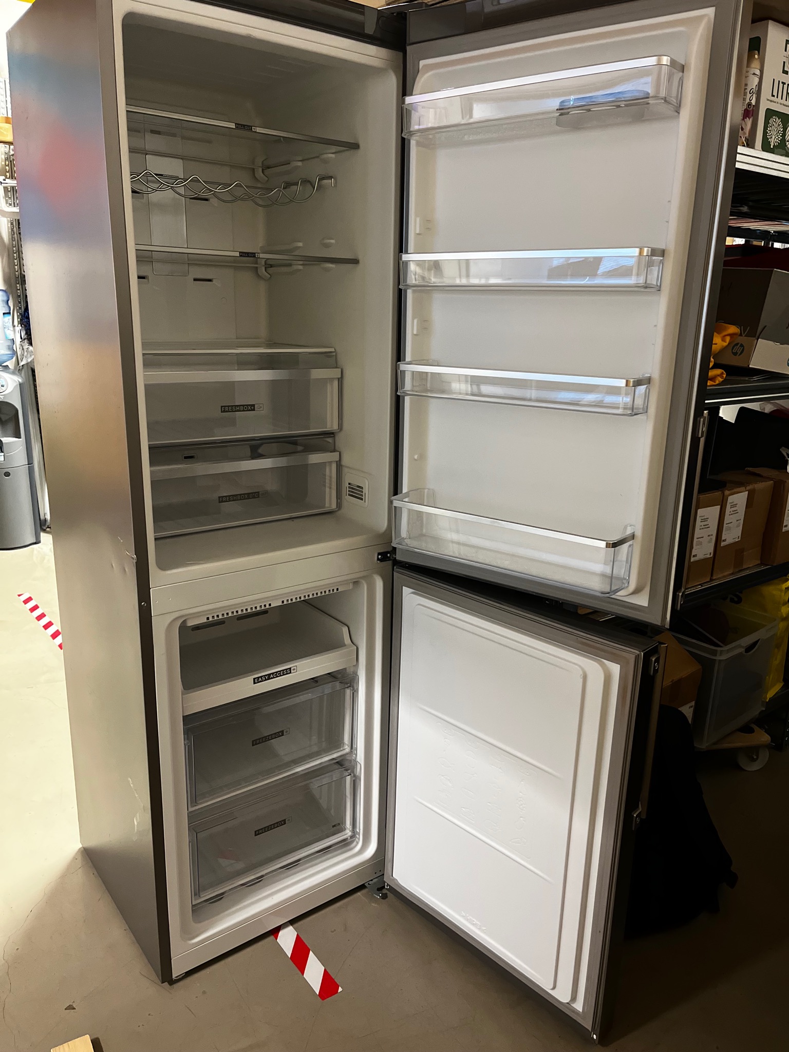SELT / SOLD Whirlpool Kæliskápur með frysti 6