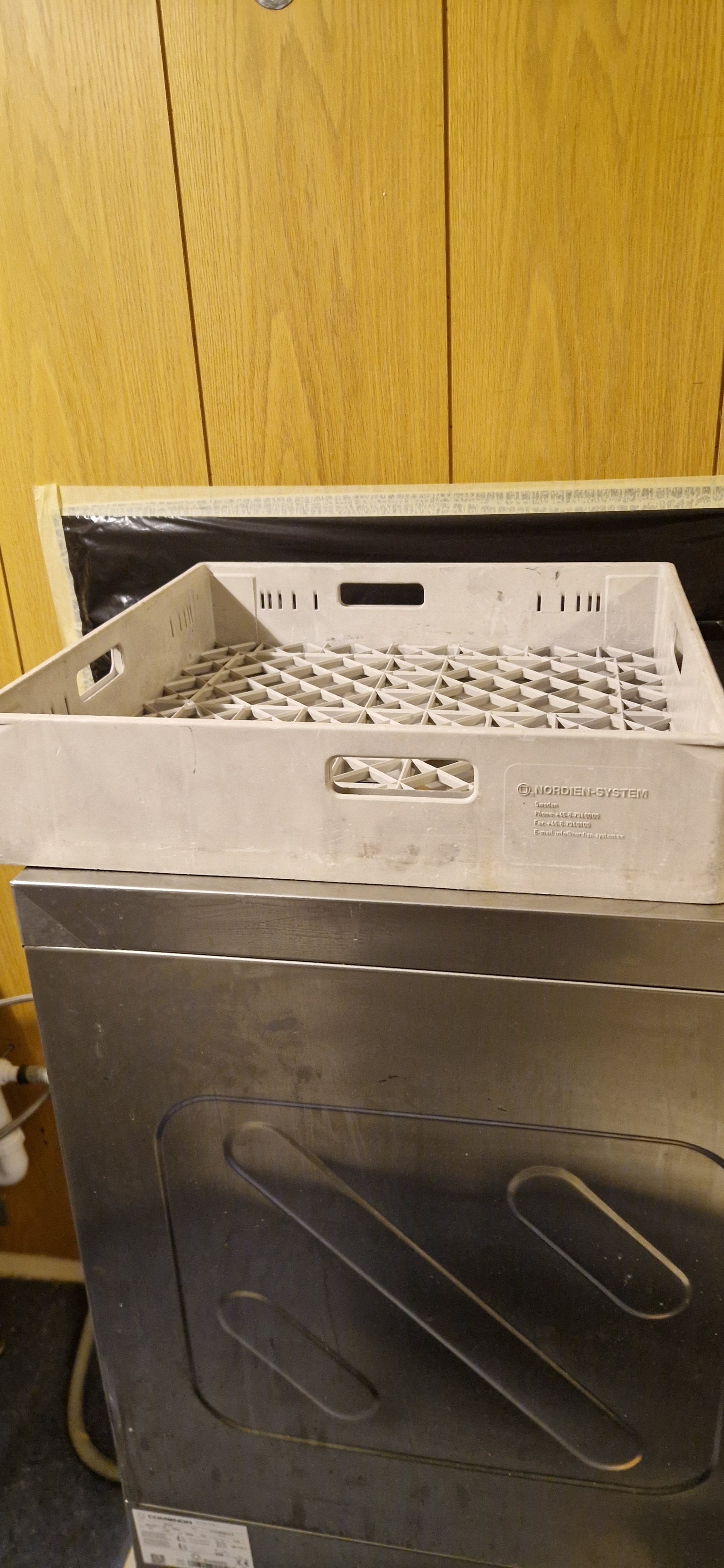 SELT / SOLD Comenda undirborðsvél 6
