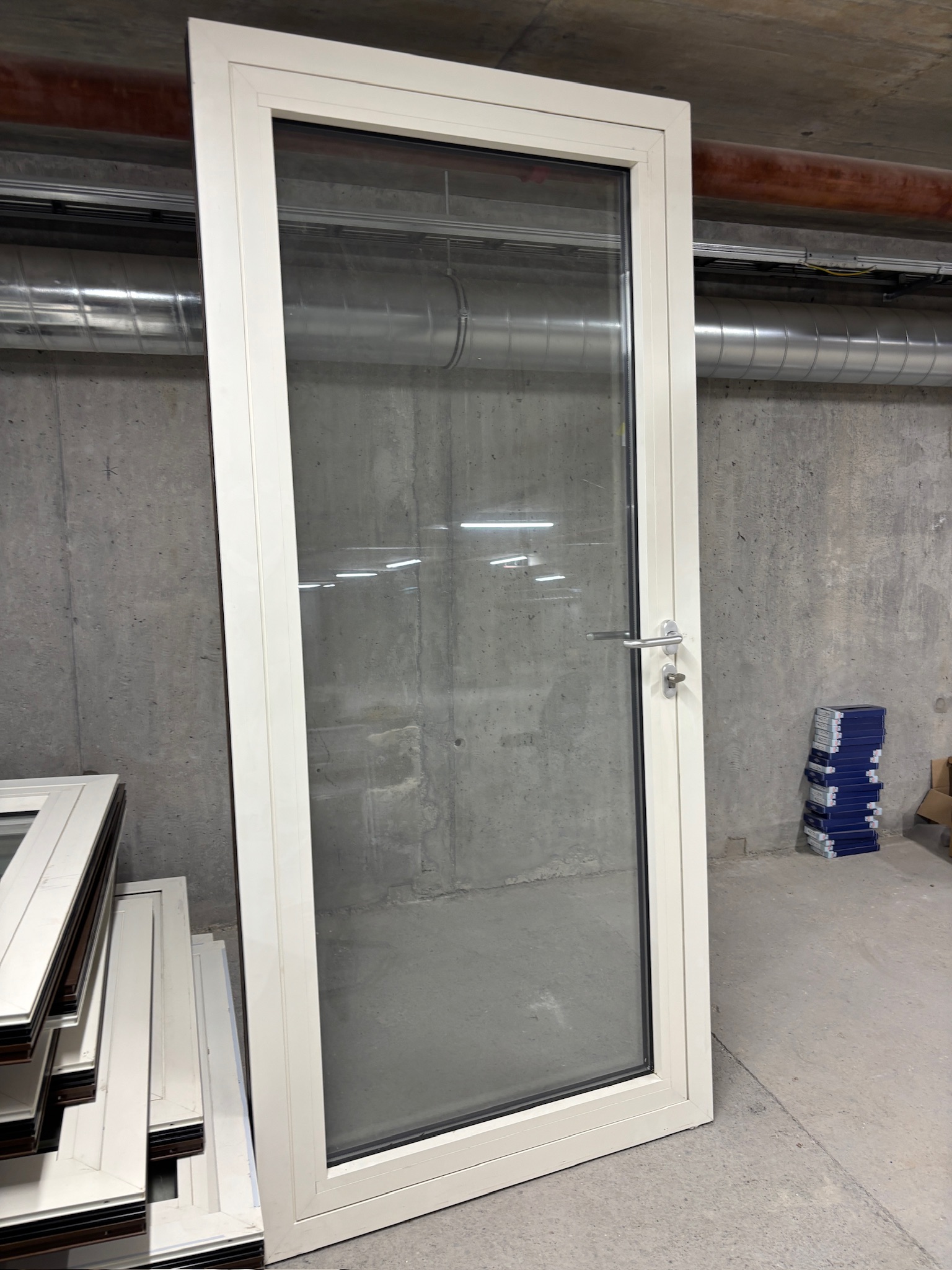 SELT / SOLD Svalahurð úr áli, H222xB101,5sm. - Umframefni 3