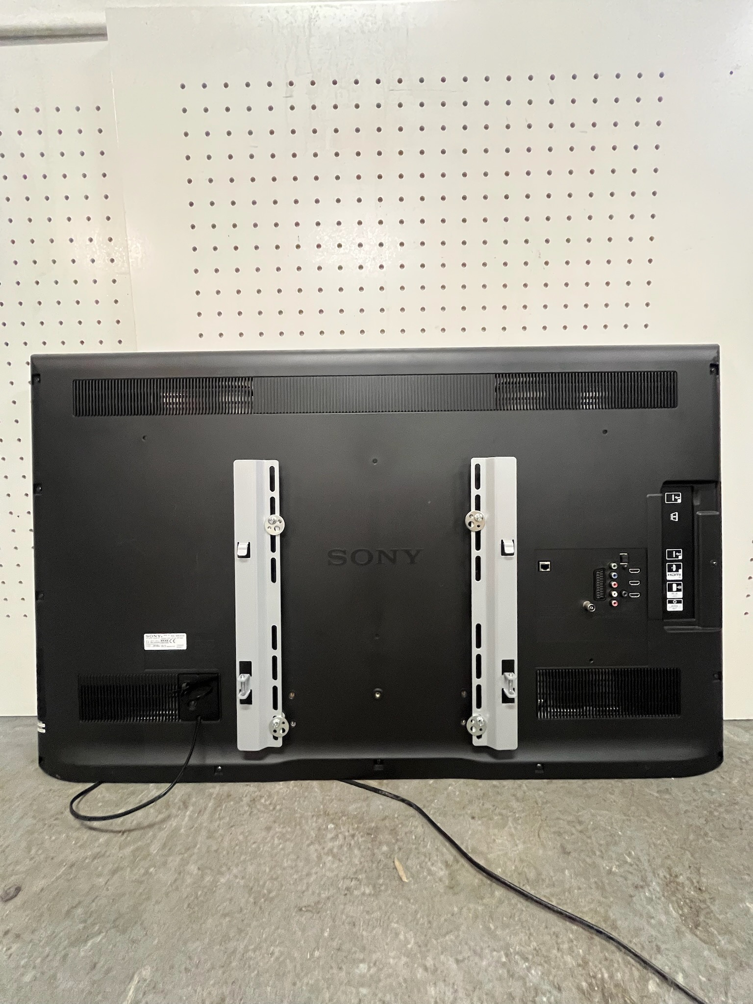SELT / SOL D Sony Bravia KDL-46EX520, 46" Full HD LCD/LED sjónvarp - Alþingi 4