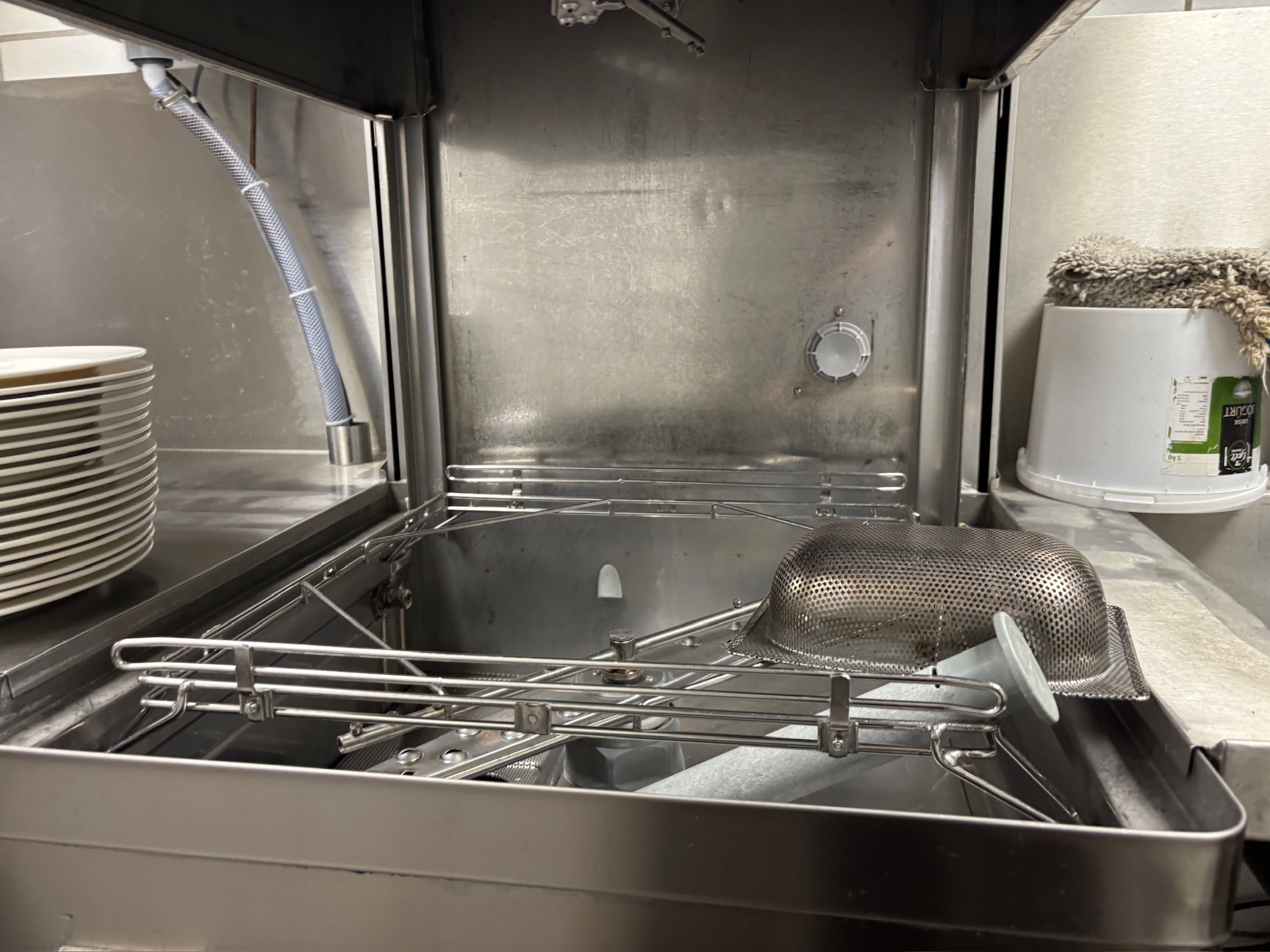 SELT / SOLD Zanussi húddvél m.sápuskammtara. 3