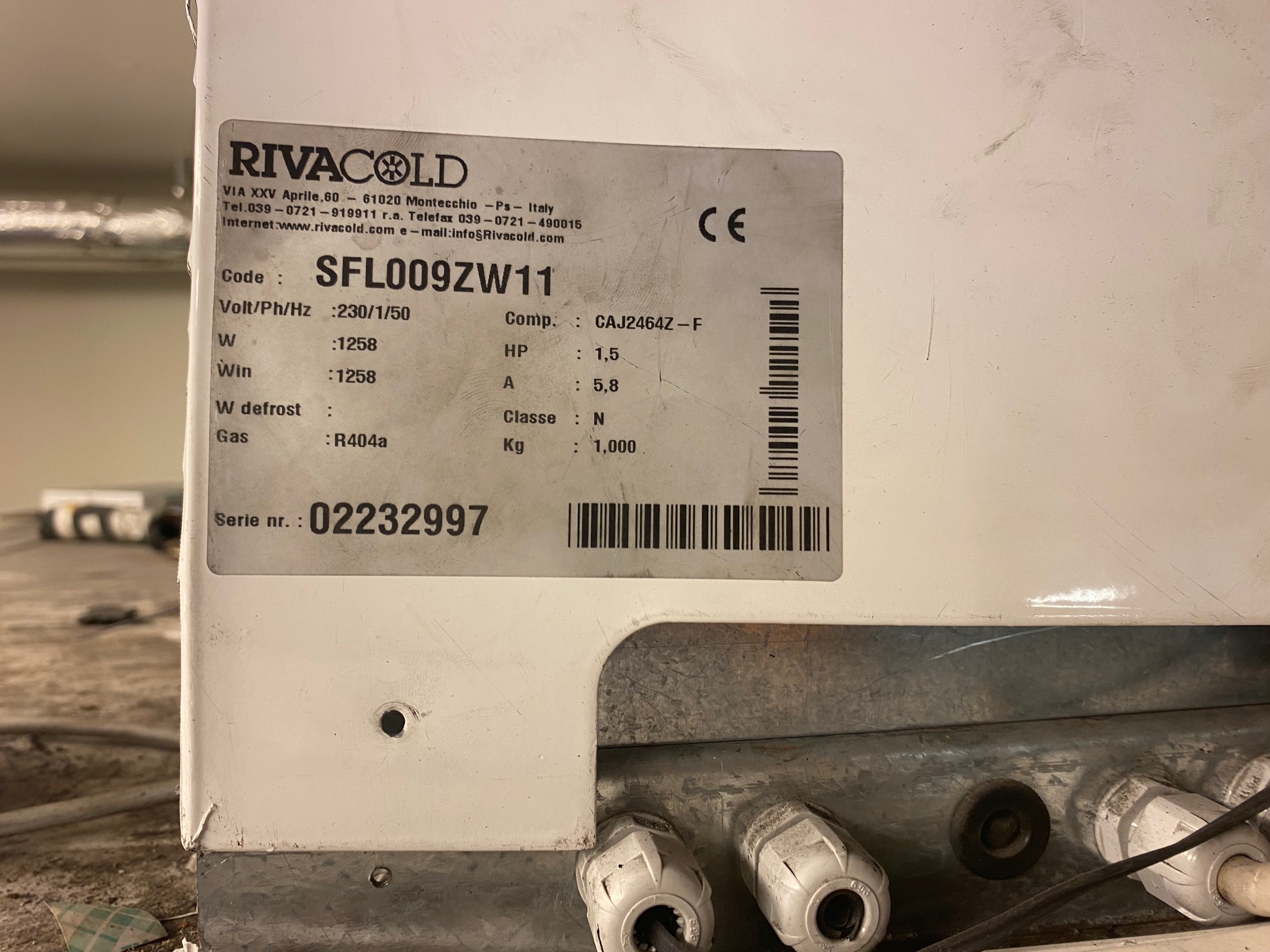 SELT / SOLD Frystir manngengur 1.84 fm toppstandi 2