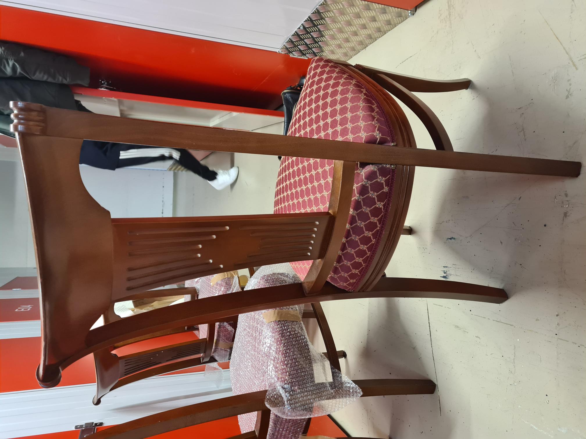 SELT / SOLD Borðstofuborð - Sófasett - Borðstofusett + 6 stólar - Skenkur 8