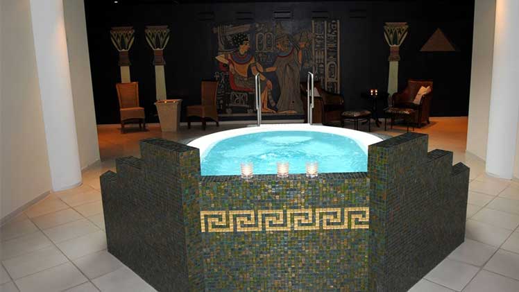 SELT / SOLD - Spa - pottur 3