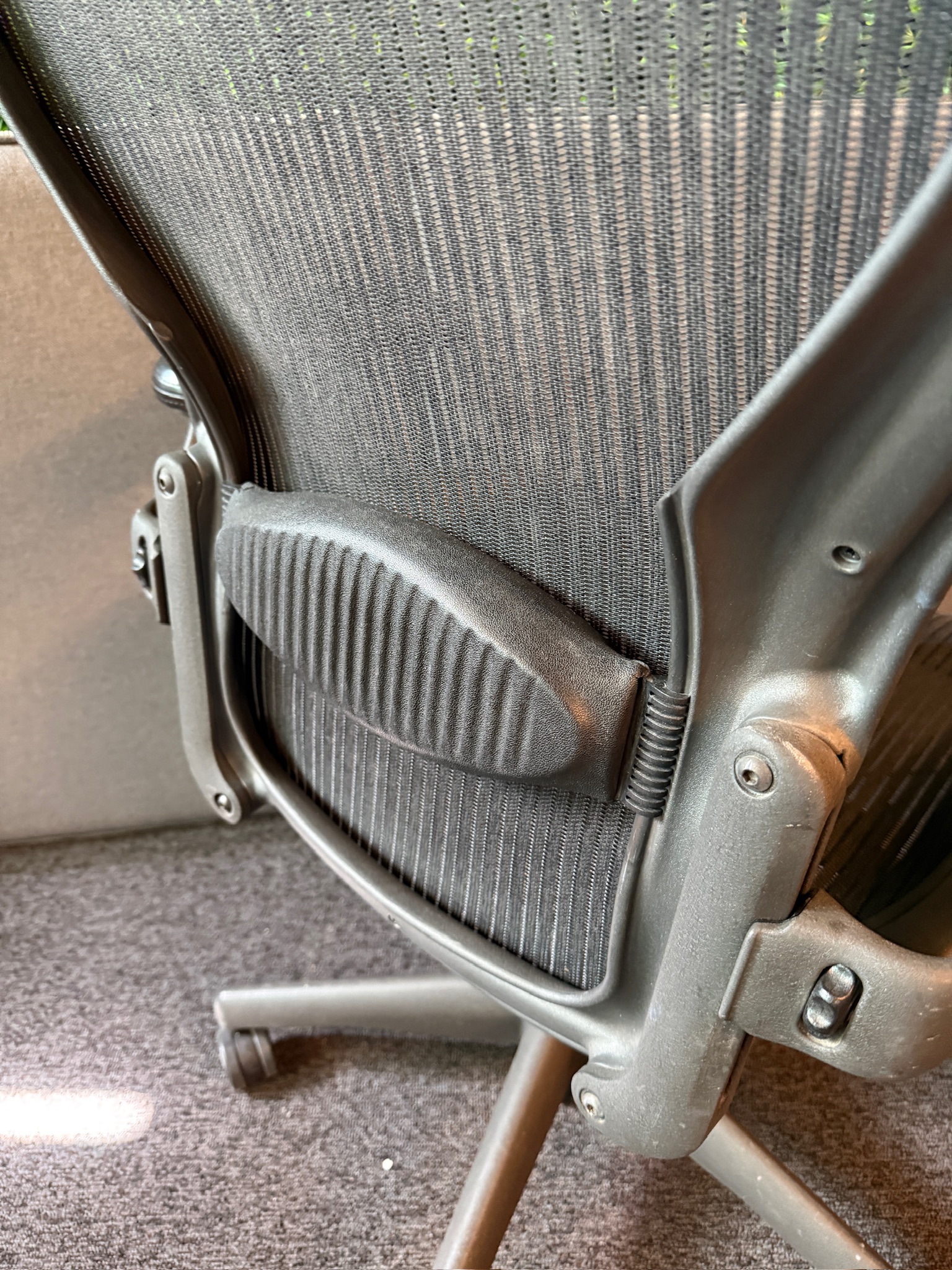 SELT / SOLD Herman Miller Aeron Classic, C stærð 7