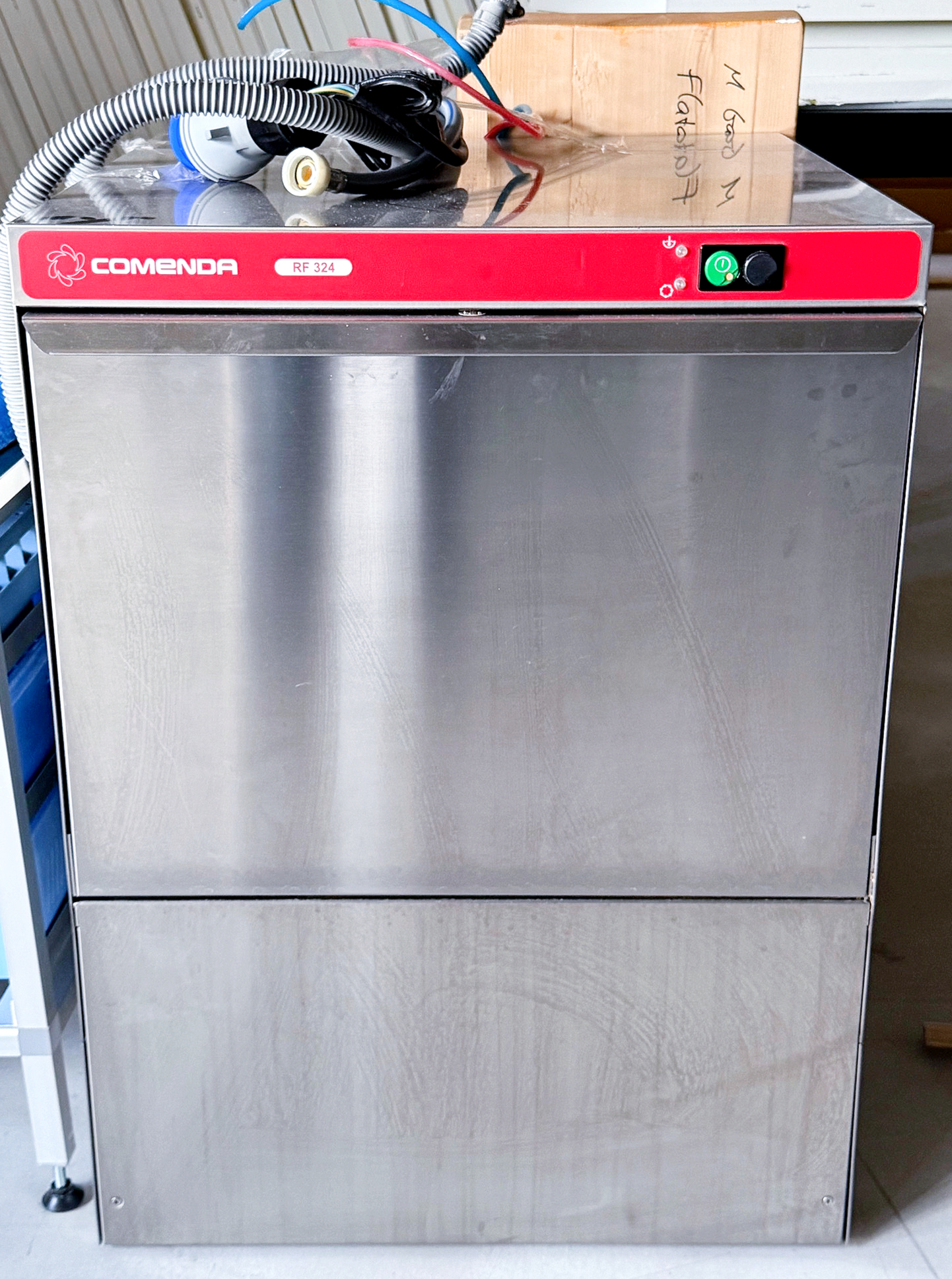 SELT / SOLD Comenda RF 324 - uppþvottavél - undirborðsvél