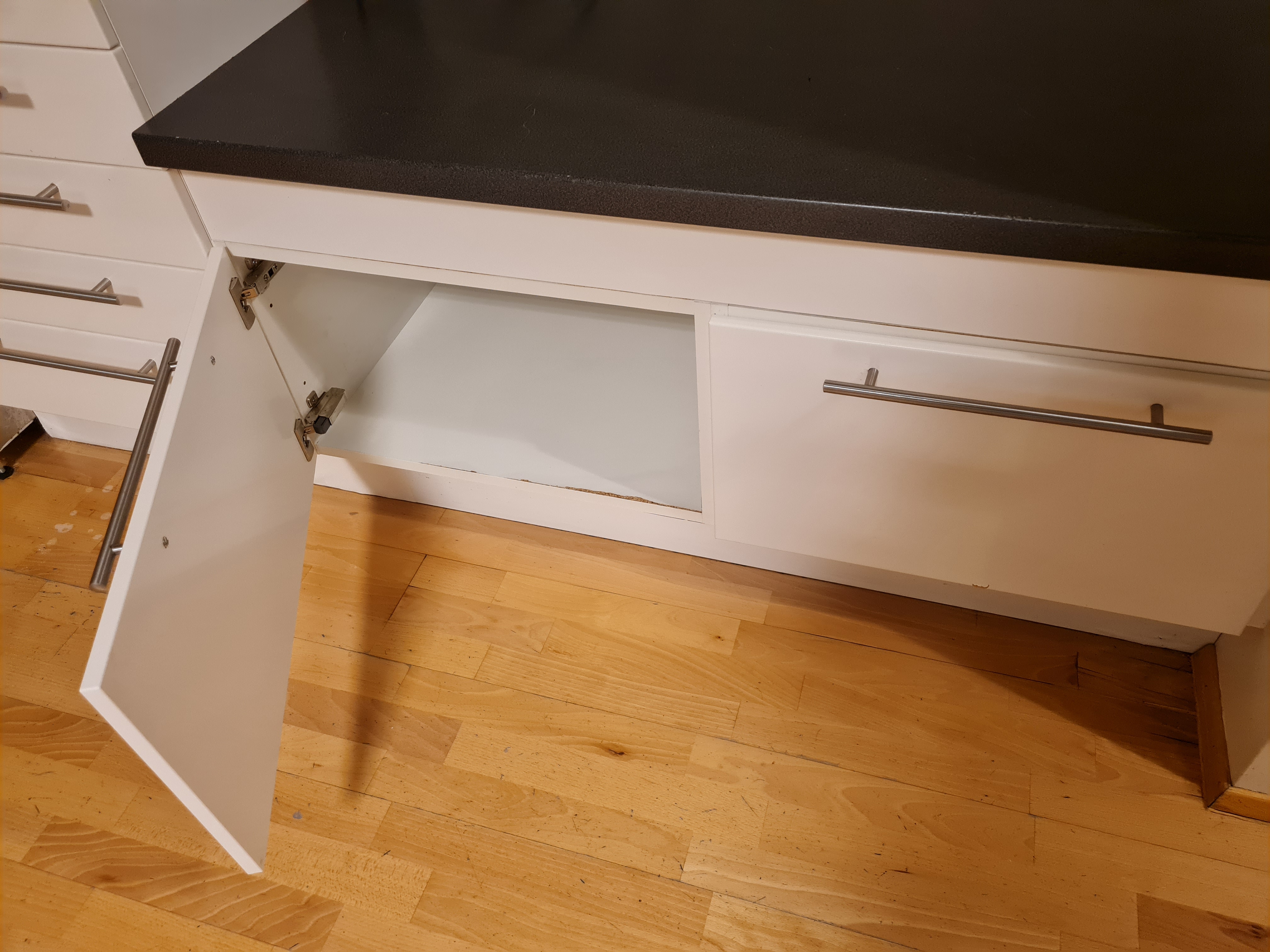 Selt - Eldhúsinnrétting IKEA til sölu 6