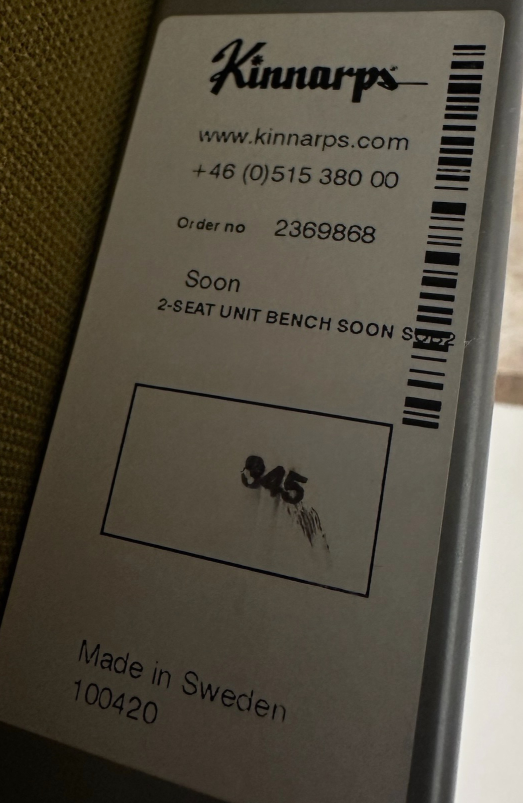 SELT / SOLD Kinnarps bekkur frá Pennanum, 2ja og 3ja sæta 12