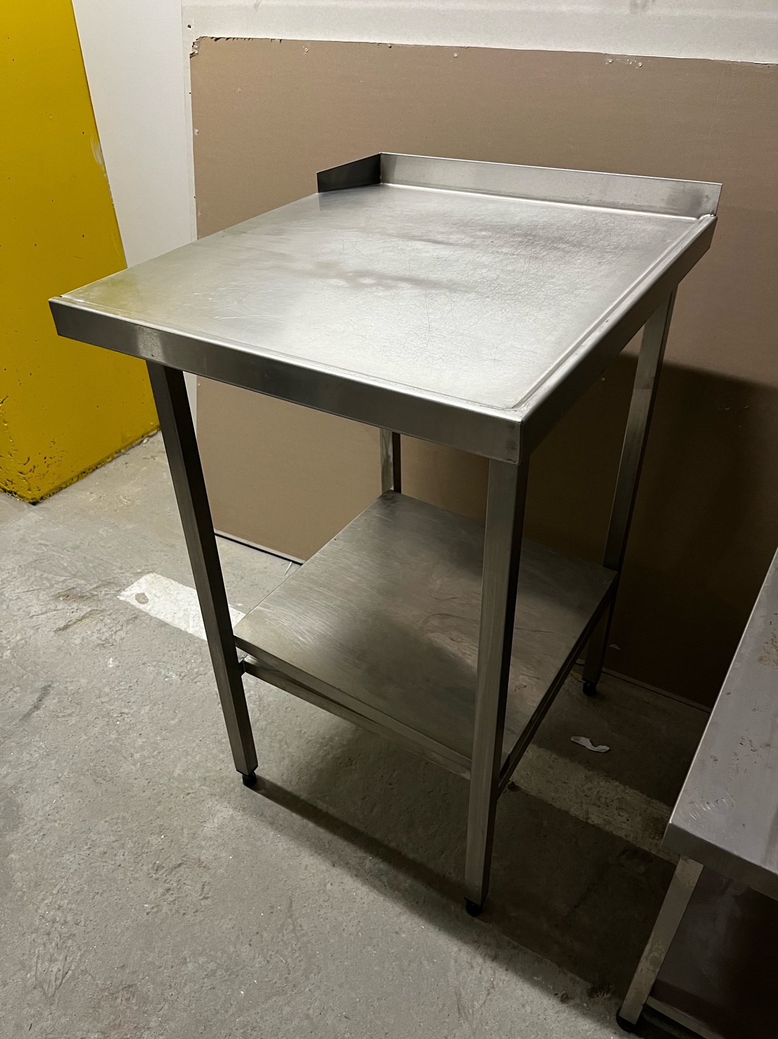 SELT / SOLD - Stálborð - fráleggsborð - D: 61cm x B: 66cm x H: 91cm 2