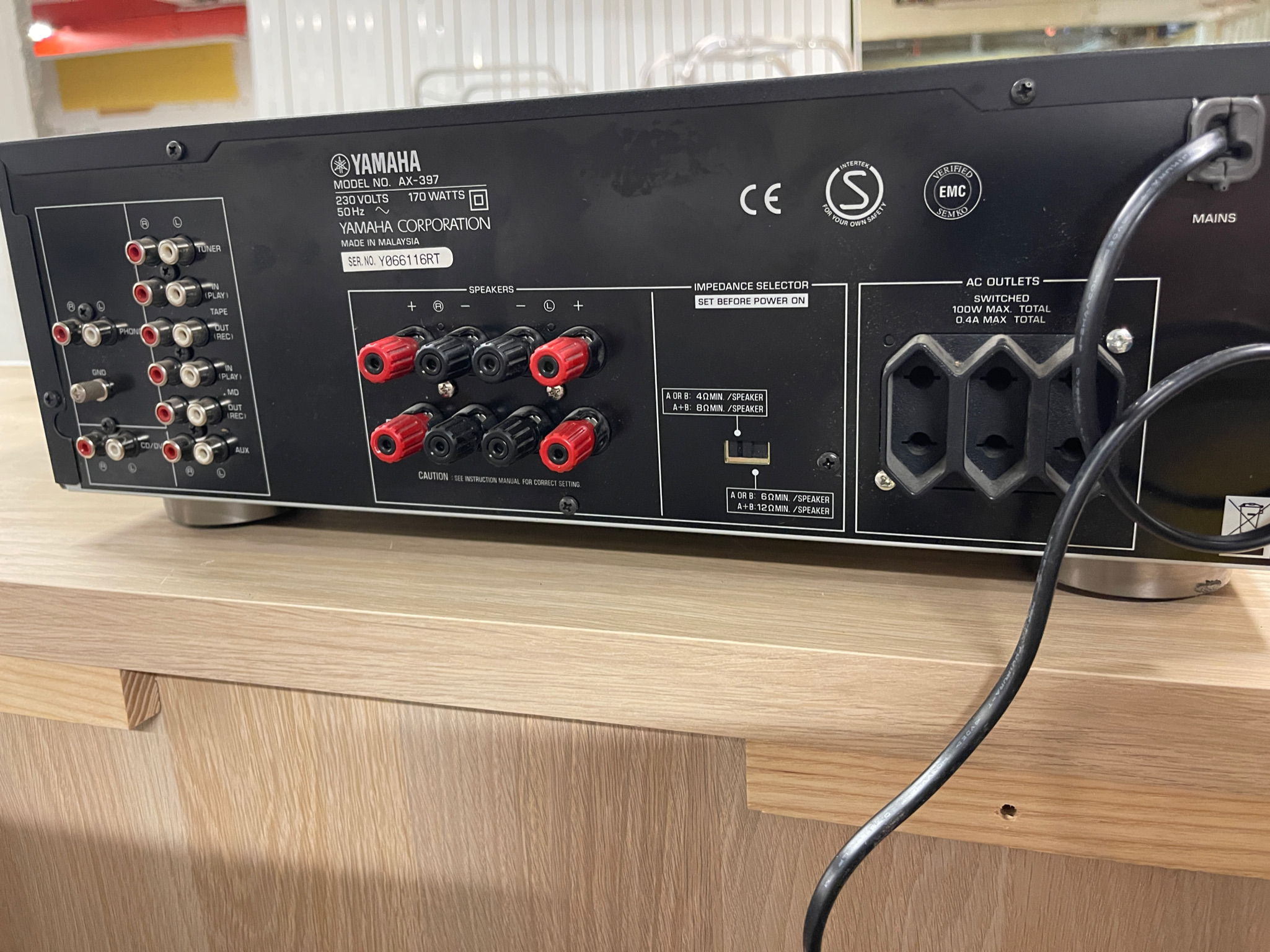 Selt/Endurnýtt-Yamaha AX 397 5