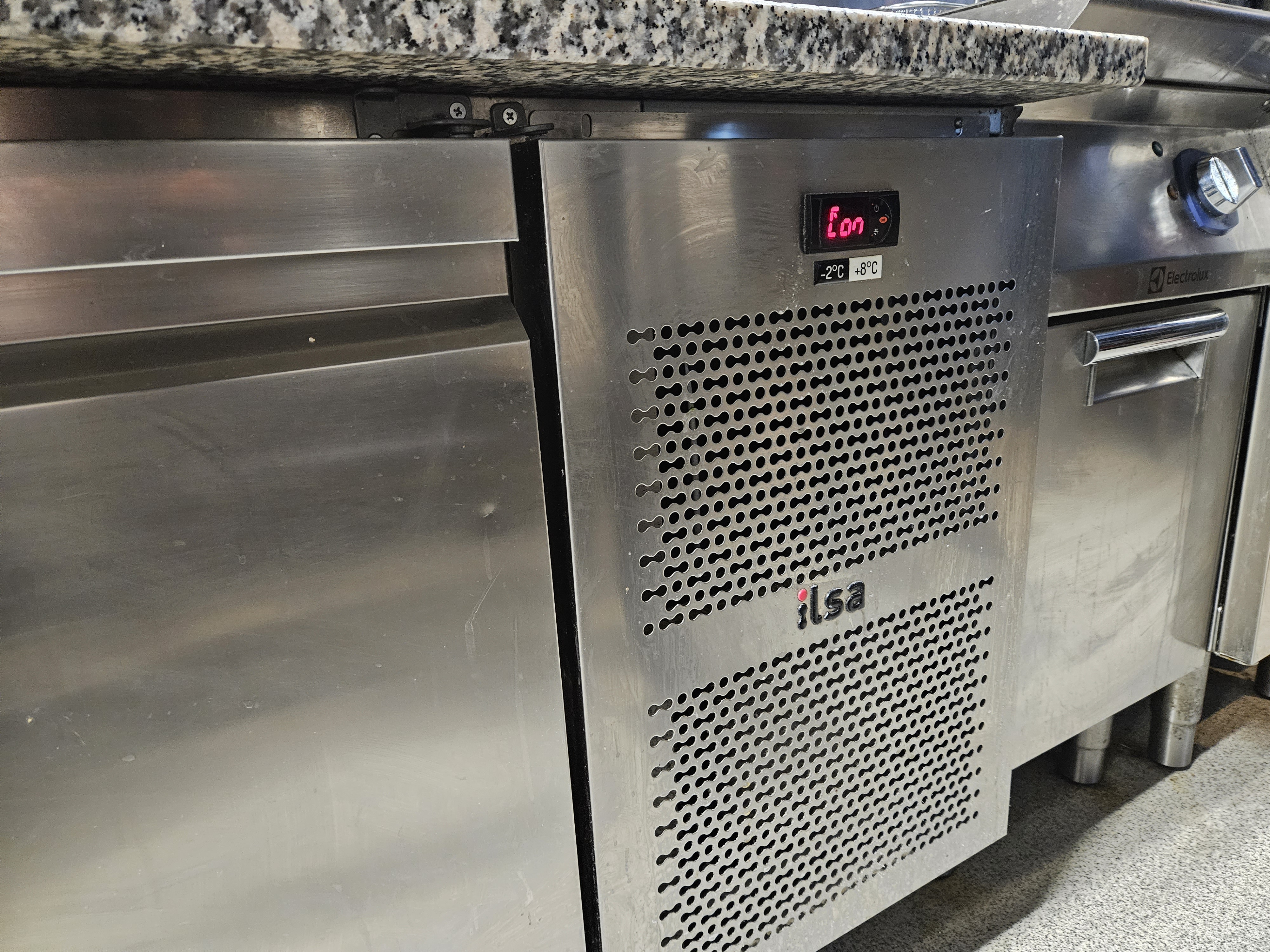 SELT / SOLD -- Preppborð-pizzaborð / kælir - 2020 - Fastus 165 sm 4