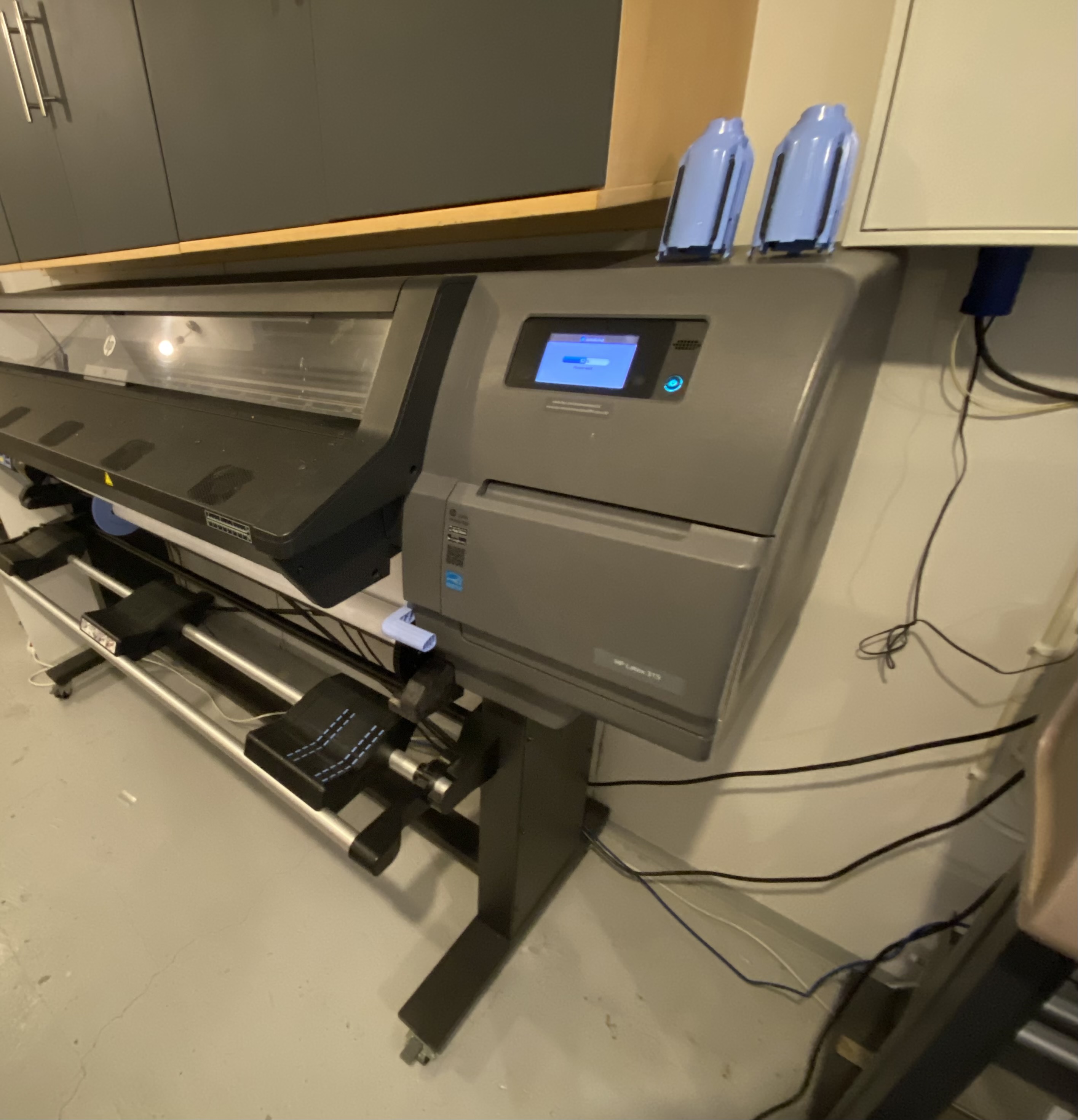 SELT / SOLD - Prentvél ásamt skurðarplotter - fullkomnu standi 6