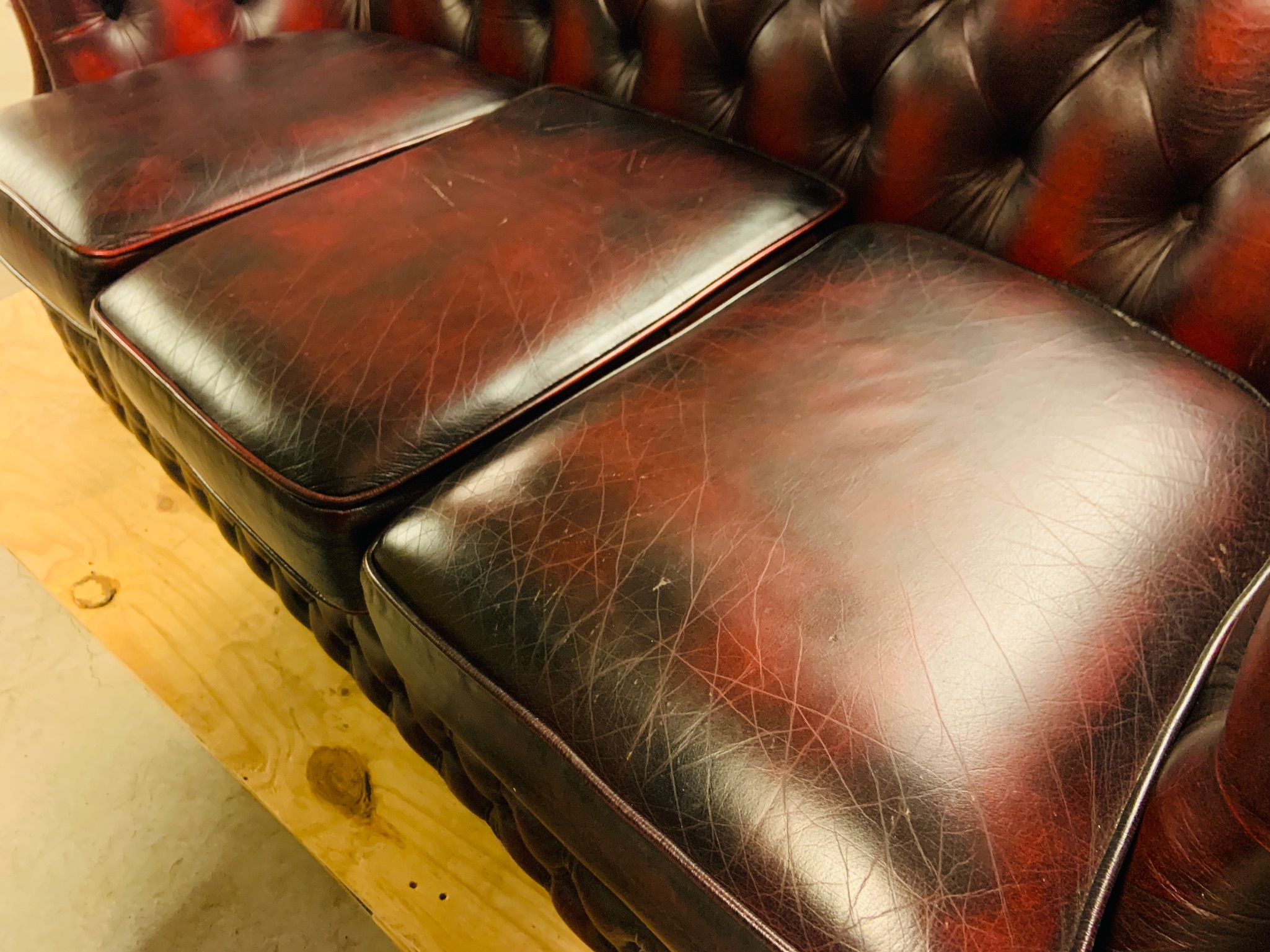 SELT / SOLD-Chesterfield sófasett 3+1+1 9