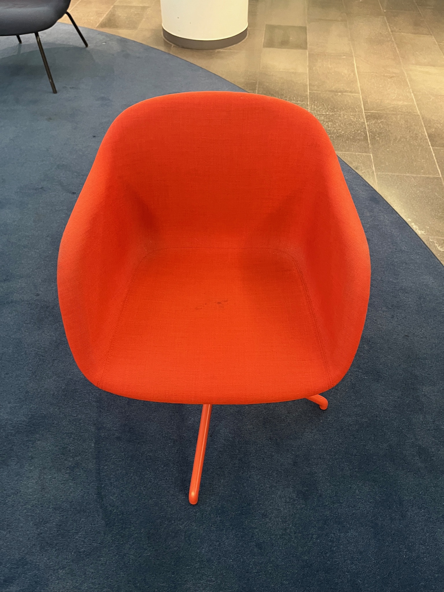 SELT / SOLD Fiber swivel frá Muuto - armstóll frá Epal (5 stk.) 2